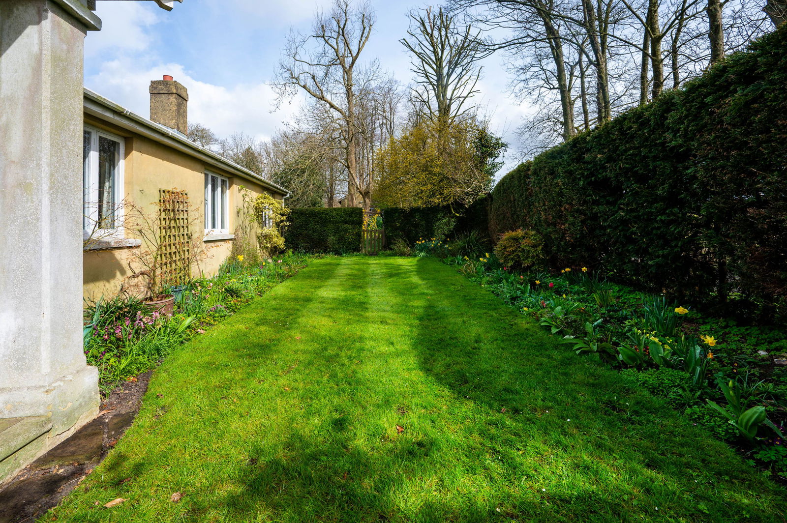 3 bed bungalow for sale in Oxted Road, Godstone  - Property Image 6