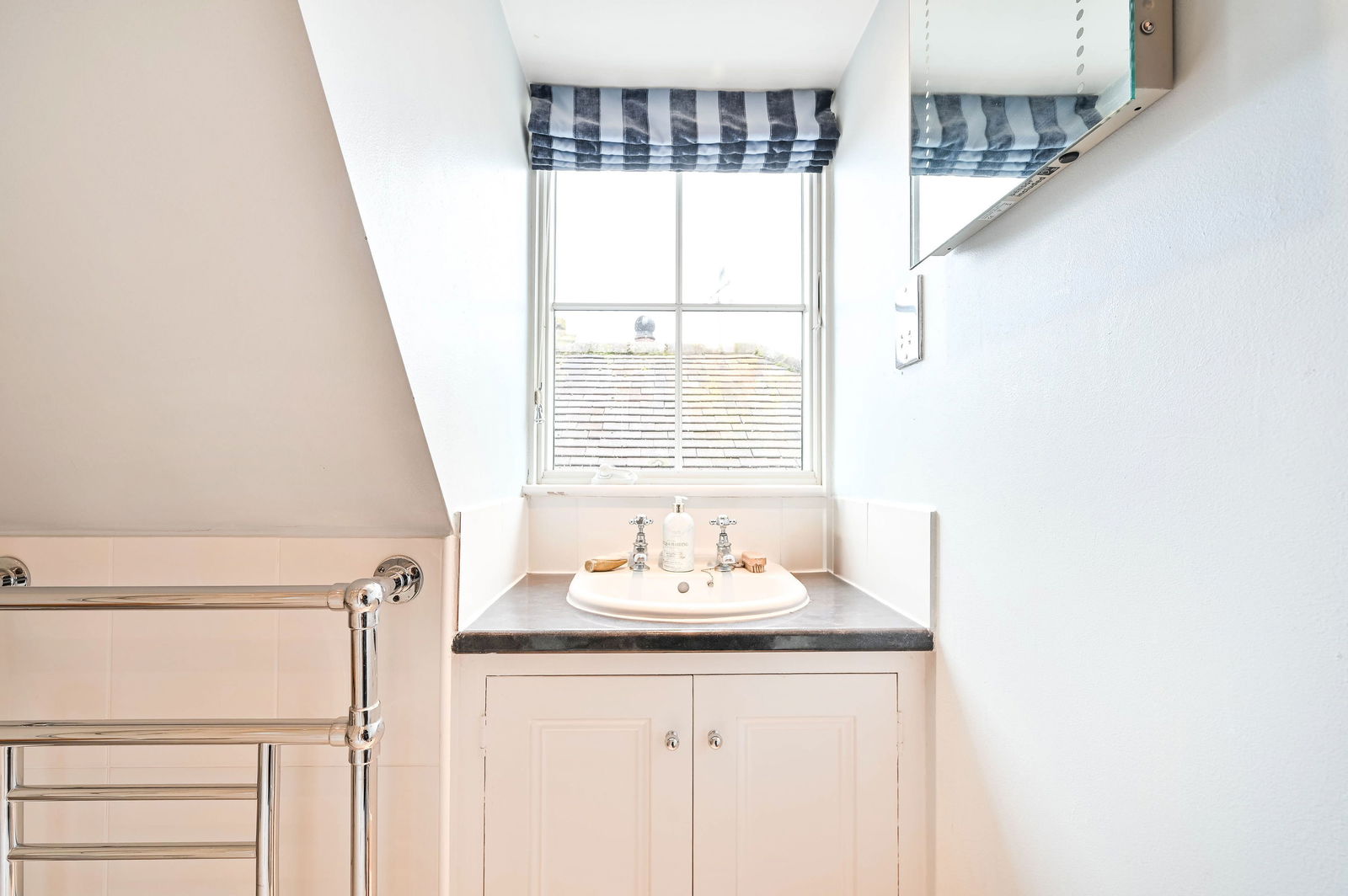 4 bed semi-detached house to rent in Chapel Lane, Bookham, KT23  - Property Image 28