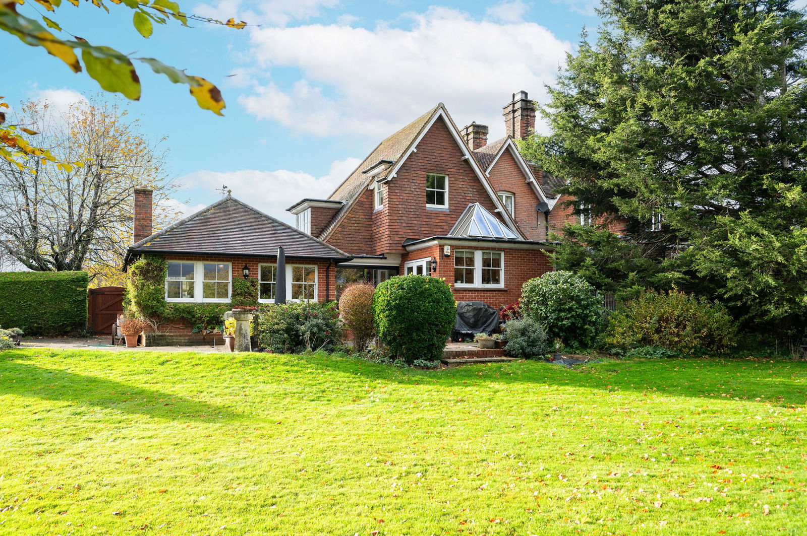 4 bed semi-detached house to rent in Chapel Lane, Bookham, KT23  - Property Image 36