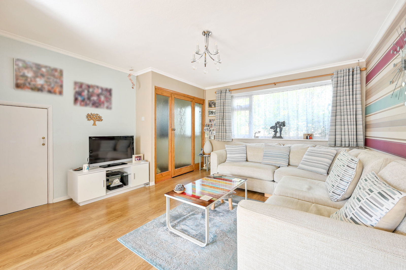 3 bed end of terrace house for sale in Inkerman Road, Woking 6