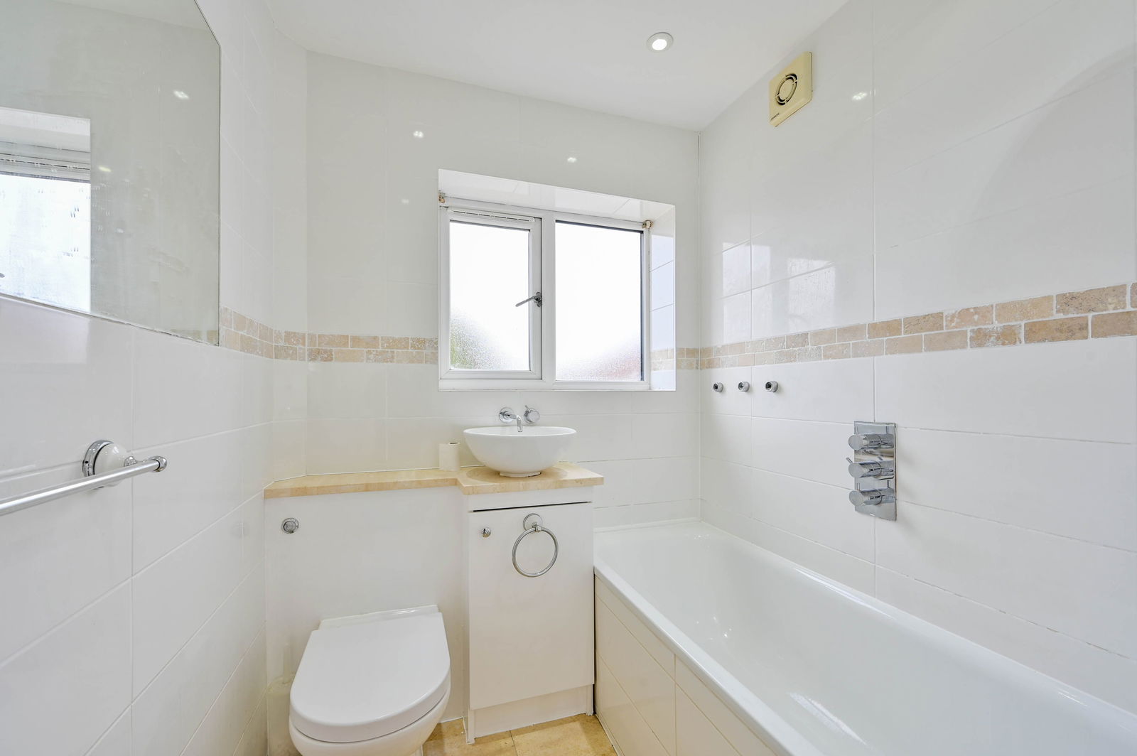 3 bed semi-detached house for sale in Windsor Avenue, Sutton  - Property Image 12