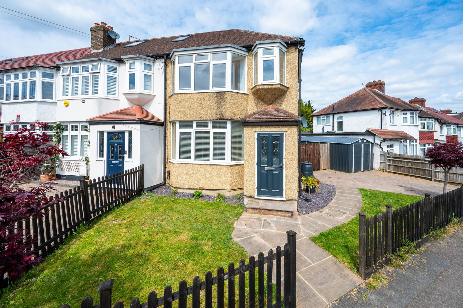 3 bed semi-detached house for sale in Windsor Avenue, Sutton - Property Image 1