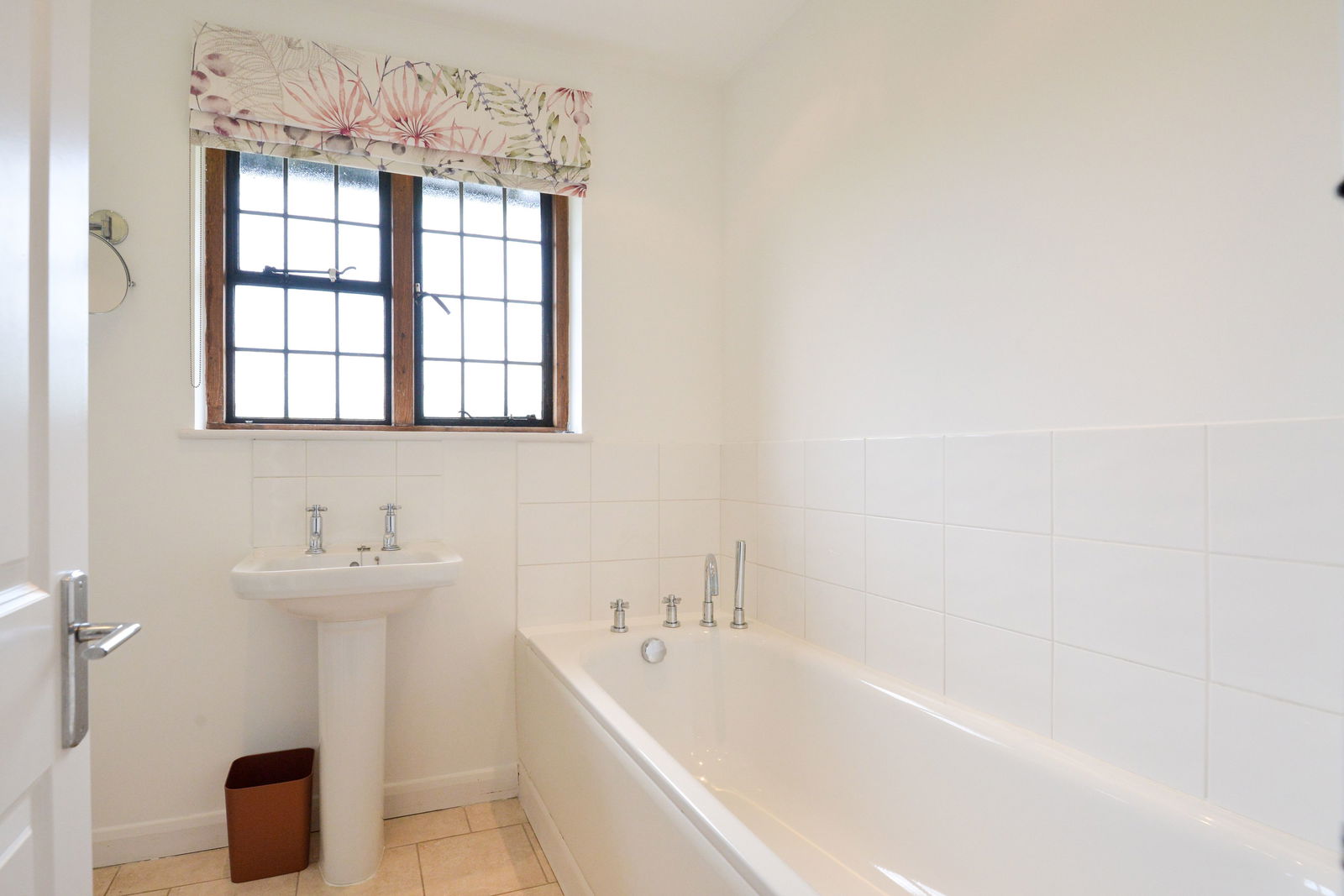 5 bed detached house to rent in Bookhurst Road, Cranleigh, GU6  - Property Image 23