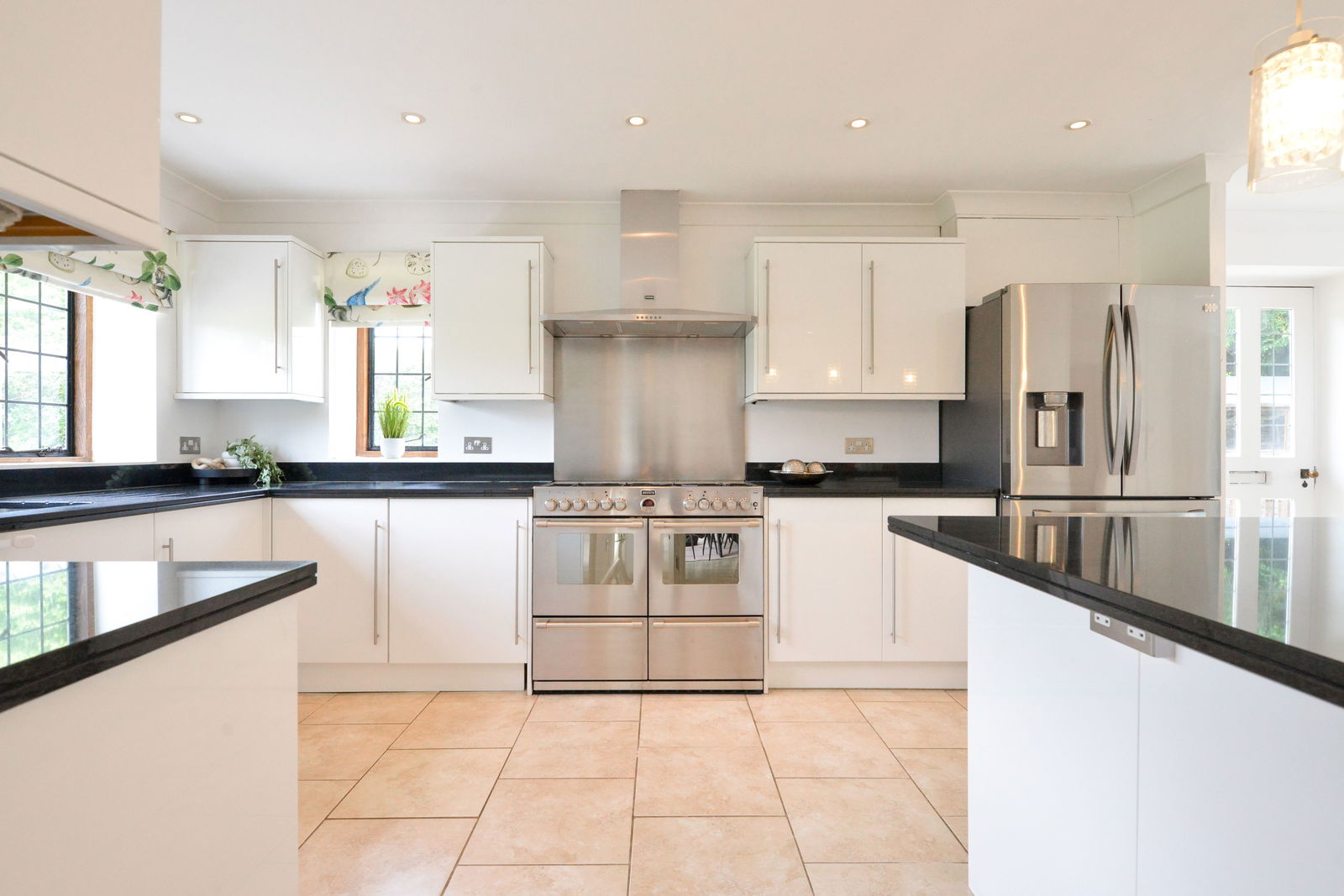 5 bed detached house to rent in Bookhurst Road, Cranleigh, GU6  - Property Image 7