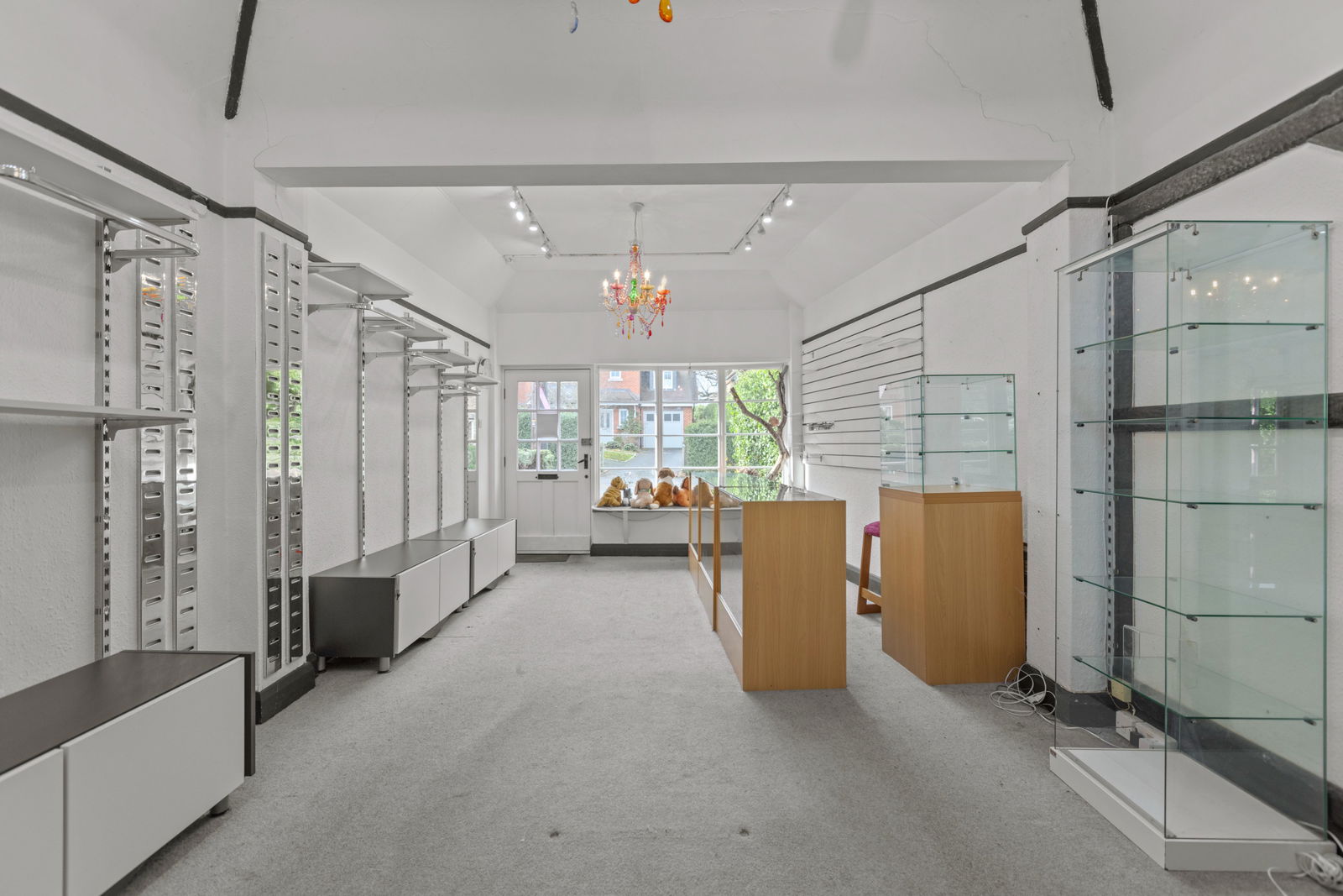 Retail property (high street) to rent in Church Road, Leatherhead 2