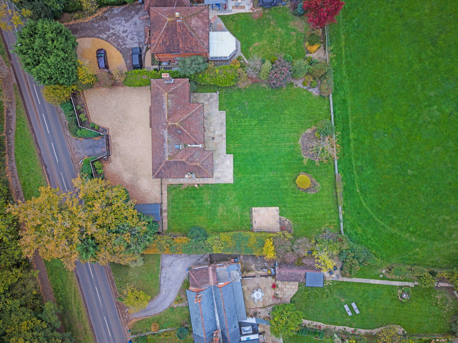 5 bed detached house for sale in Bookhurst Road, Cranleigh, GU6  - Property Image 35