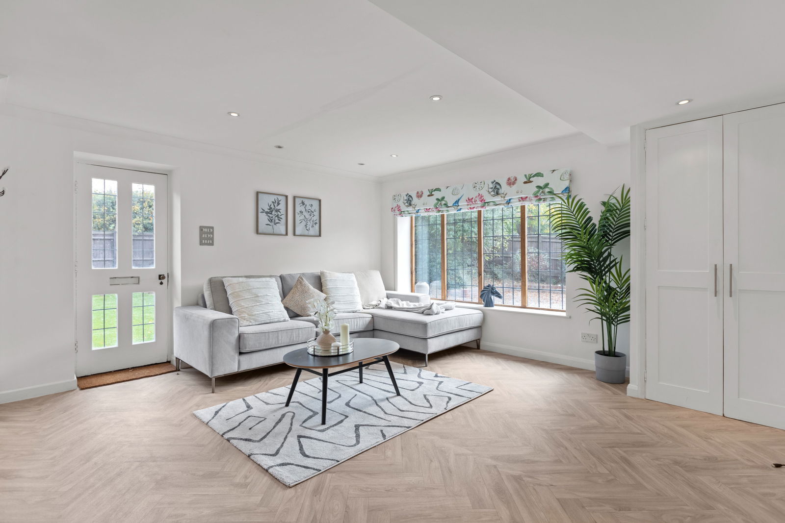 5 bed detached house for sale in Bookhurst Road, Cranleigh, GU6  - Property Image 11