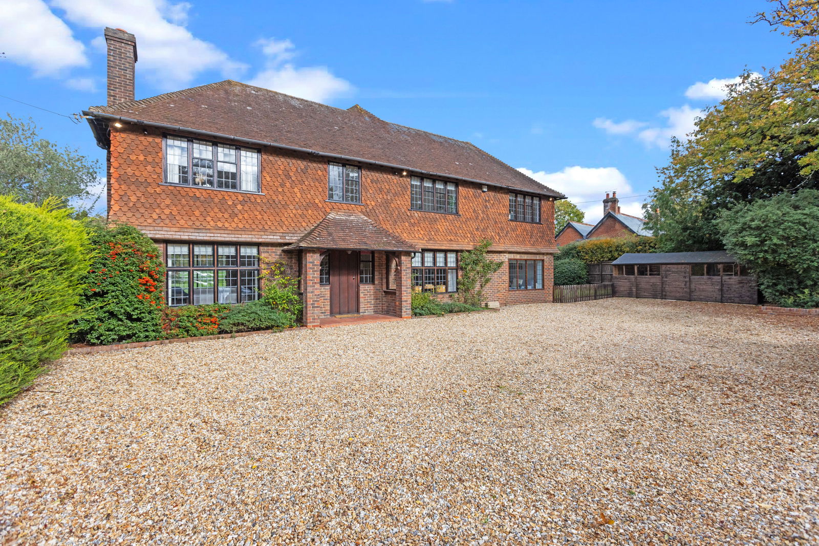 5 bed detached house for sale in Bookhurst Road, Cranleigh, GU6 - Property Image 1