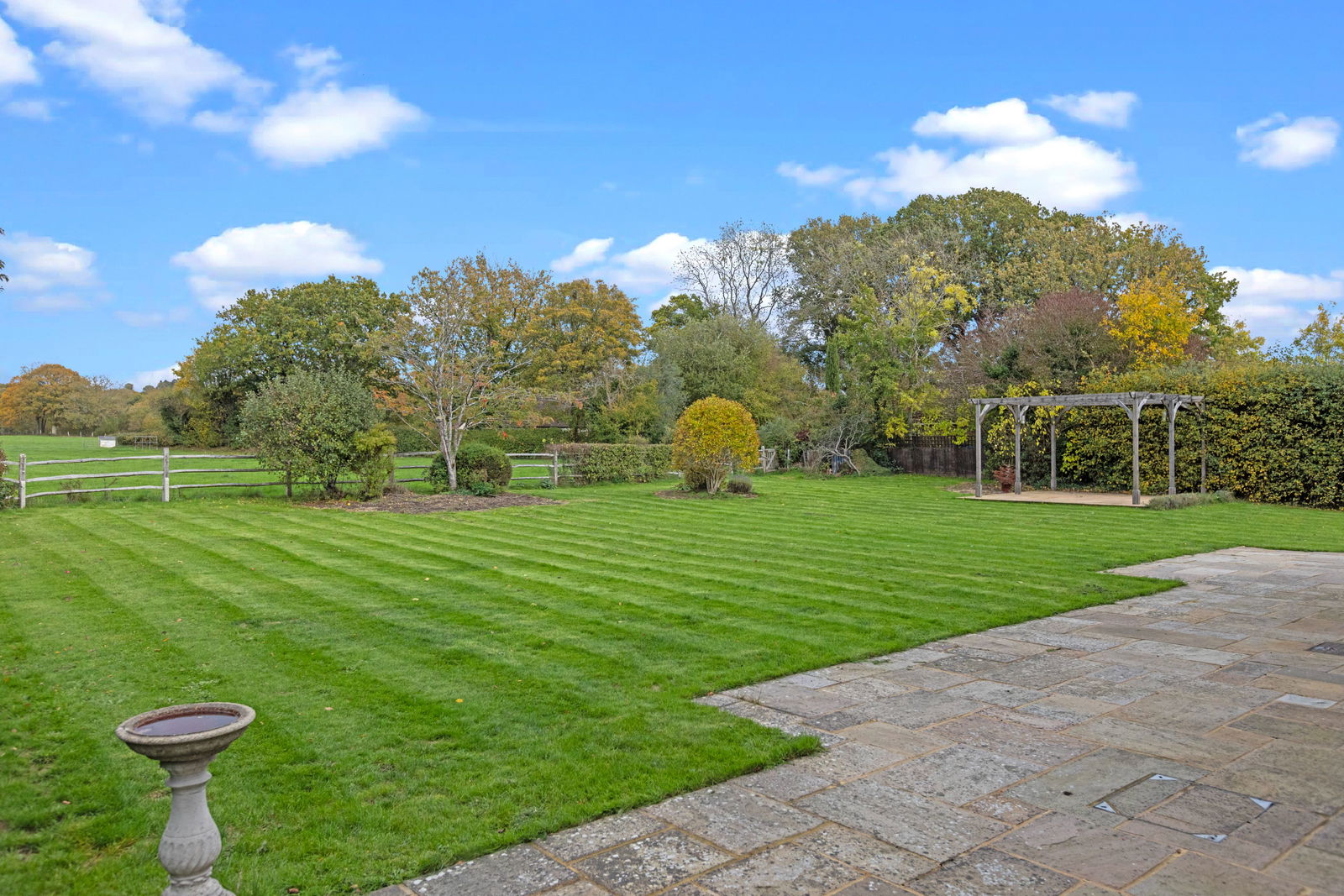5 bed detached house for sale in Bookhurst Road, Cranleigh, GU6  - Property Image 31