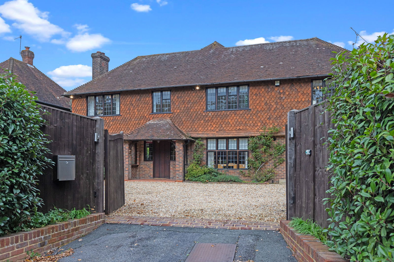 5 bed detached house for sale in Bookhurst Road, Cranleigh, GU6  - Property Image 3