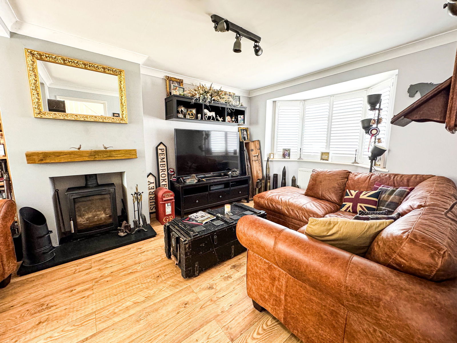 3 bed semi-detached house for sale in Strathcona Avenue, Bookham, Leatherhead, KT23 4HW  - Property Image 5