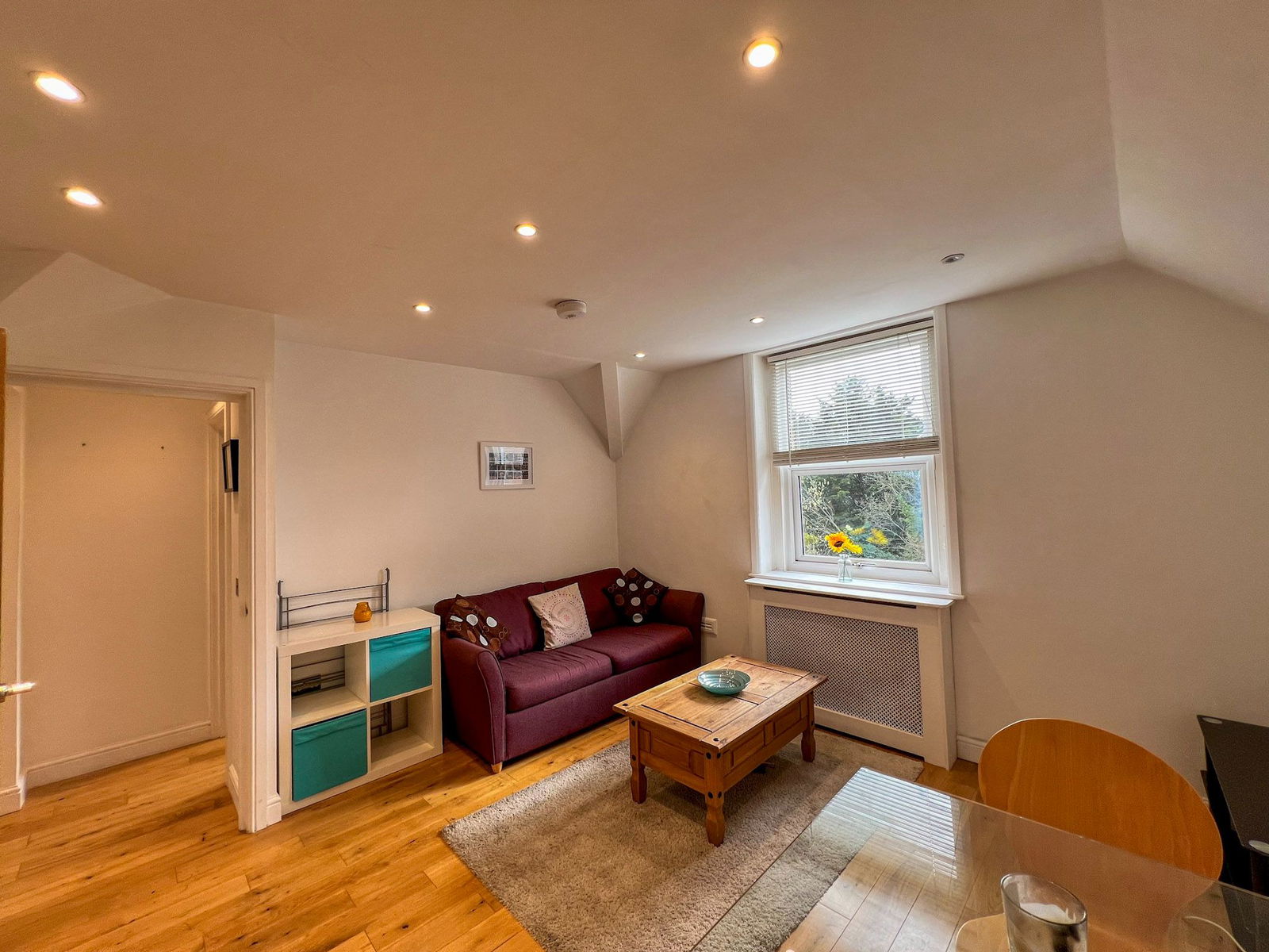1 bed flat for sale in Station Road, Leatherhead, KT22  - Property Image 5