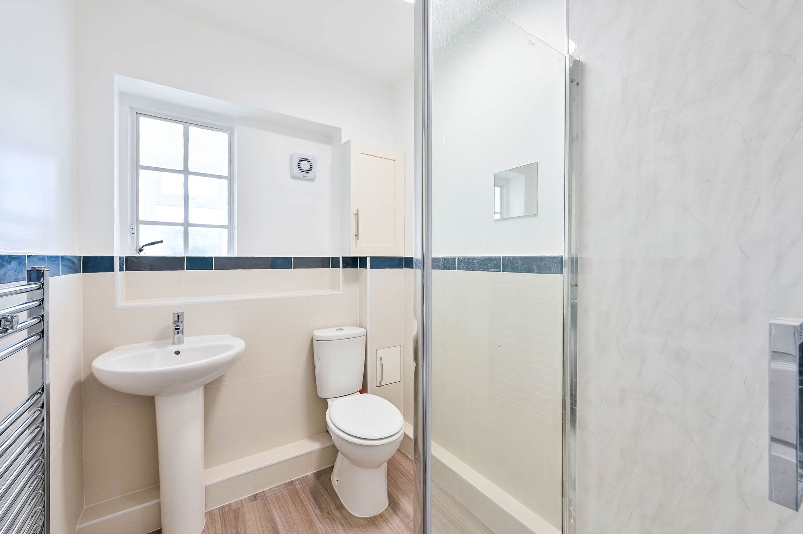 2 bed flat to rent in London Road, Guildford, GU4  - Property Image 5