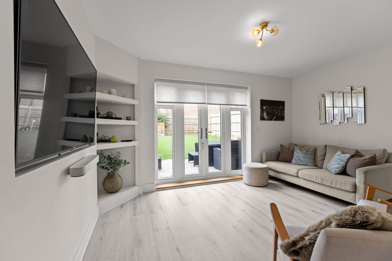 3 bed terraced house to rent in Consort Drive, Leatherhead, KT22  - Property Image 8