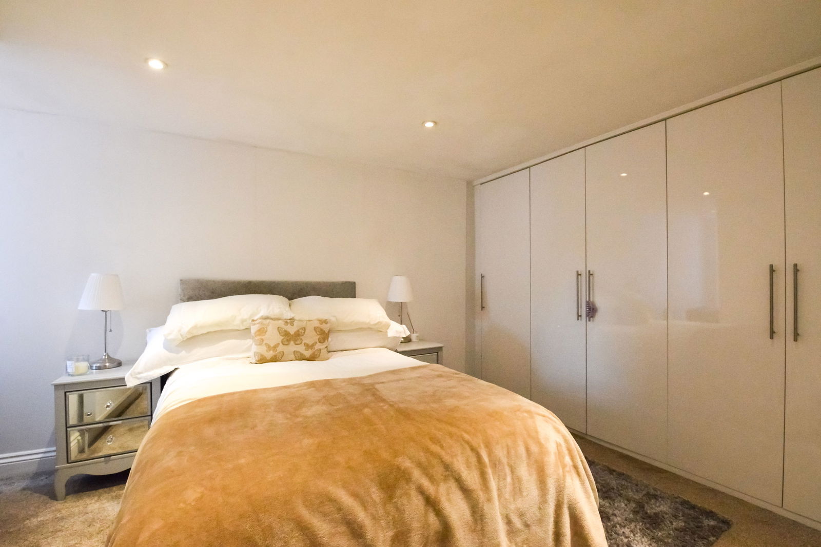 5 bed bungalow for sale in Green Lane, Staines-upon-thames  - Property Image 22