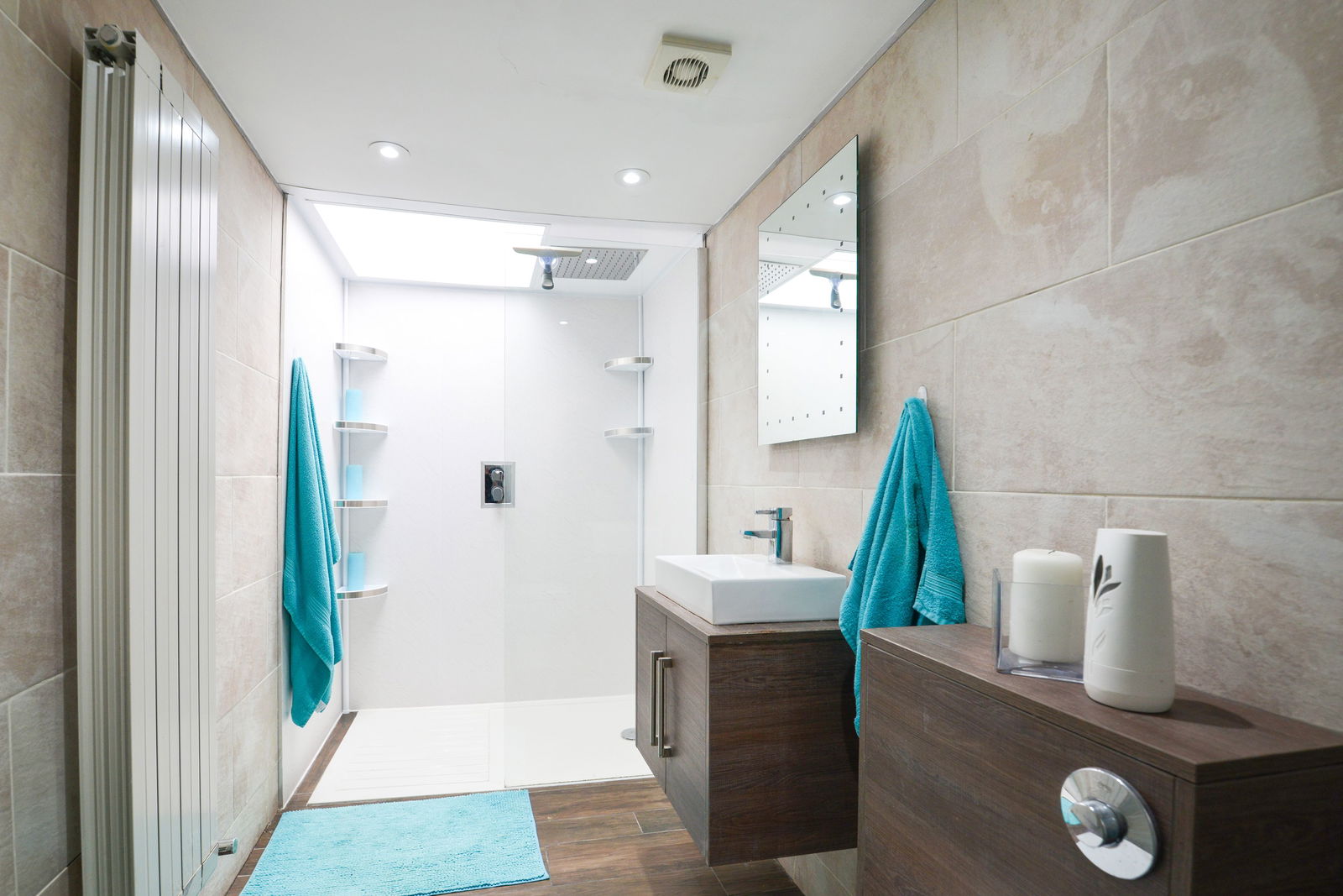 5 bed bungalow for sale in Green Lane, Staines-upon-thames  - Property Image 12