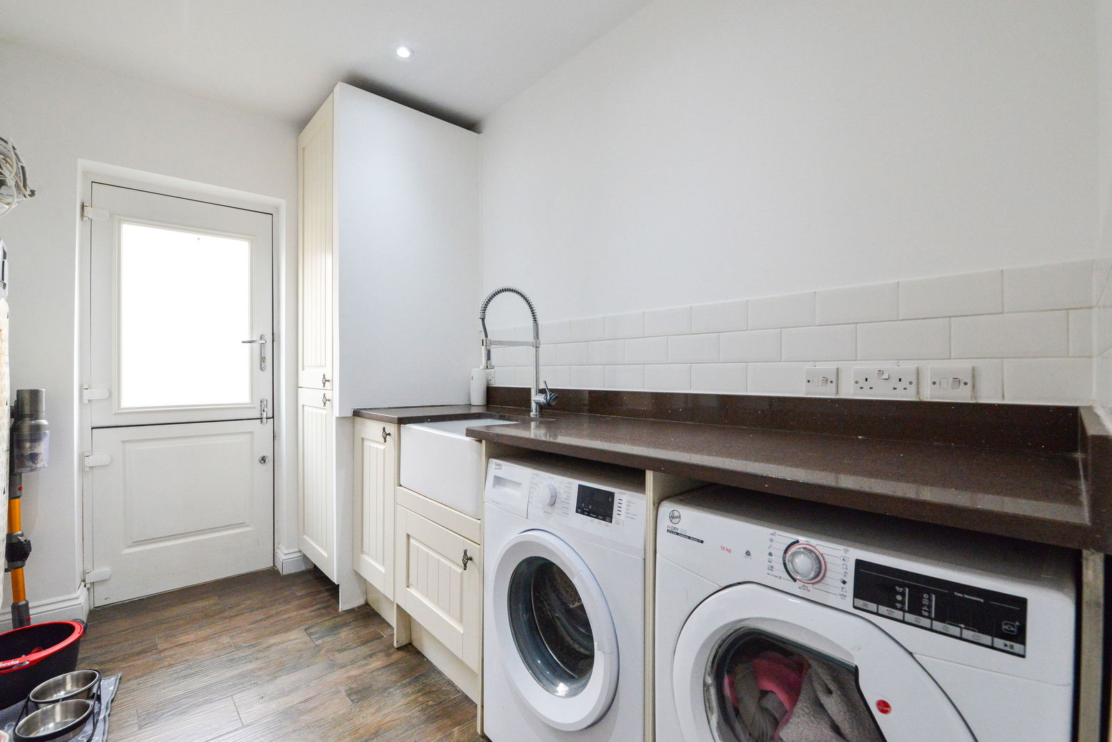 5 bed bungalow for sale in Green Lane, Staines-upon-thames  - Property Image 23