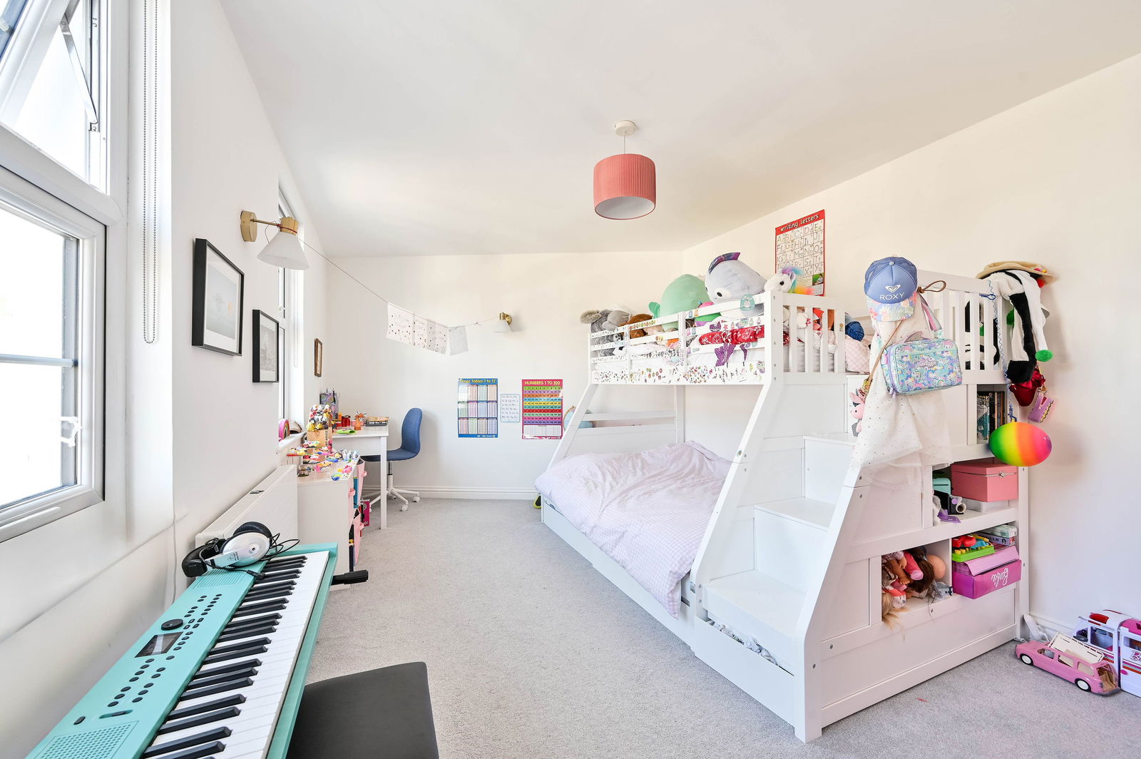 4 bed detached house for sale in Victoria Road, Guildford 14