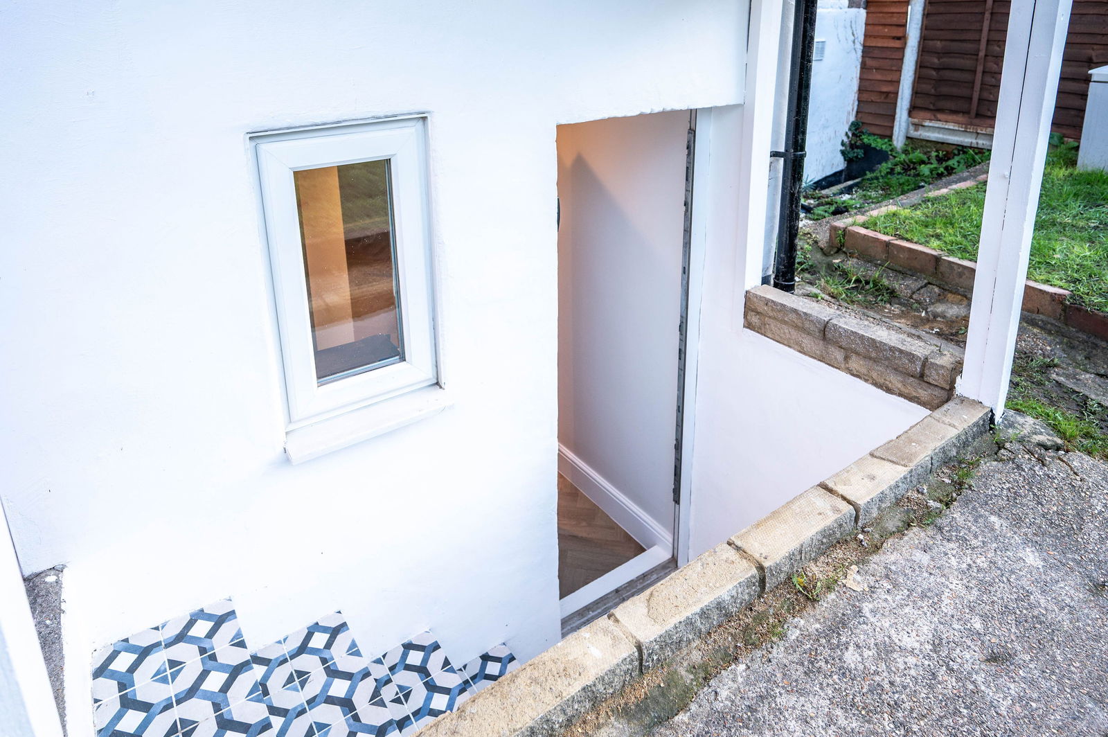 1 bed flat to rent in St. Andrews Road, Surbiton  - Property Image 13