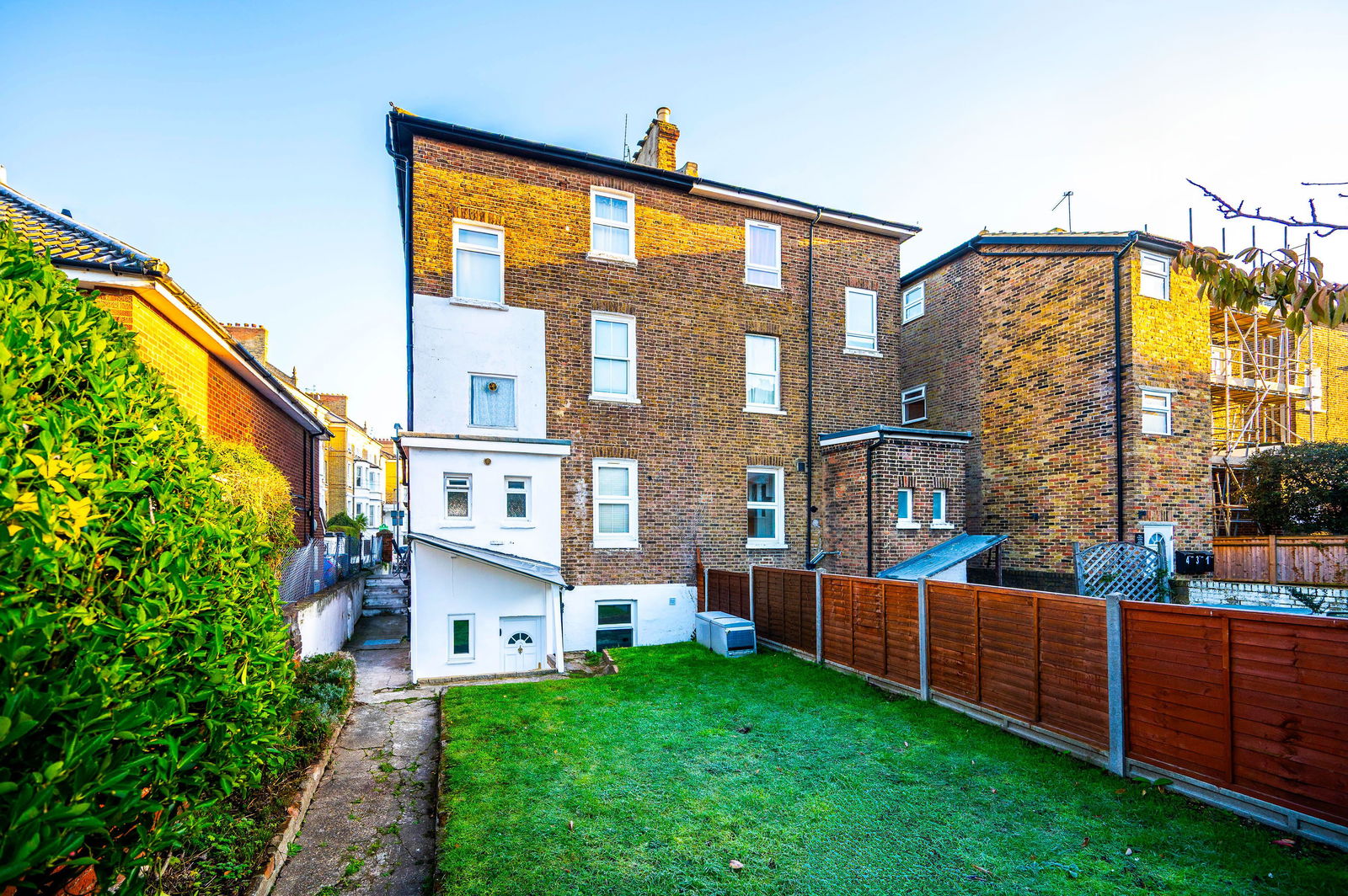 1 bed flat to rent in St. Andrews Road, Surbiton 14
