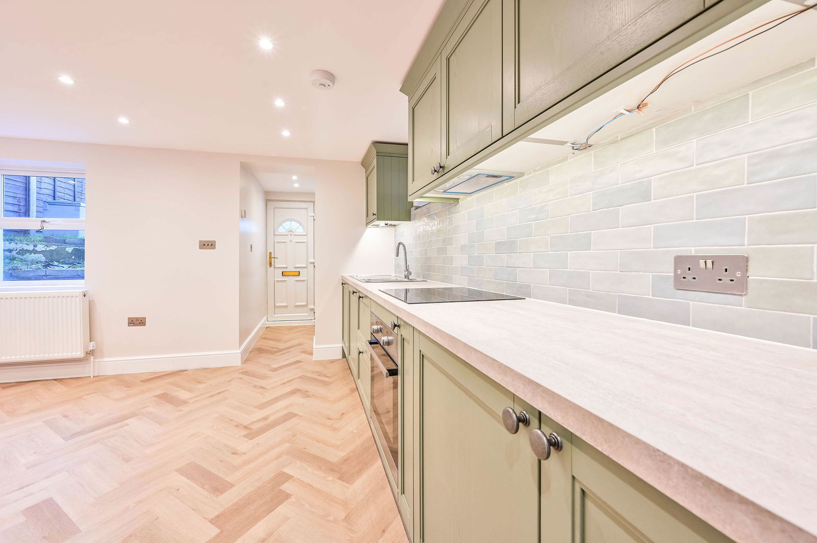 1 bed flat to rent in St. Andrews Road, Surbiton 4