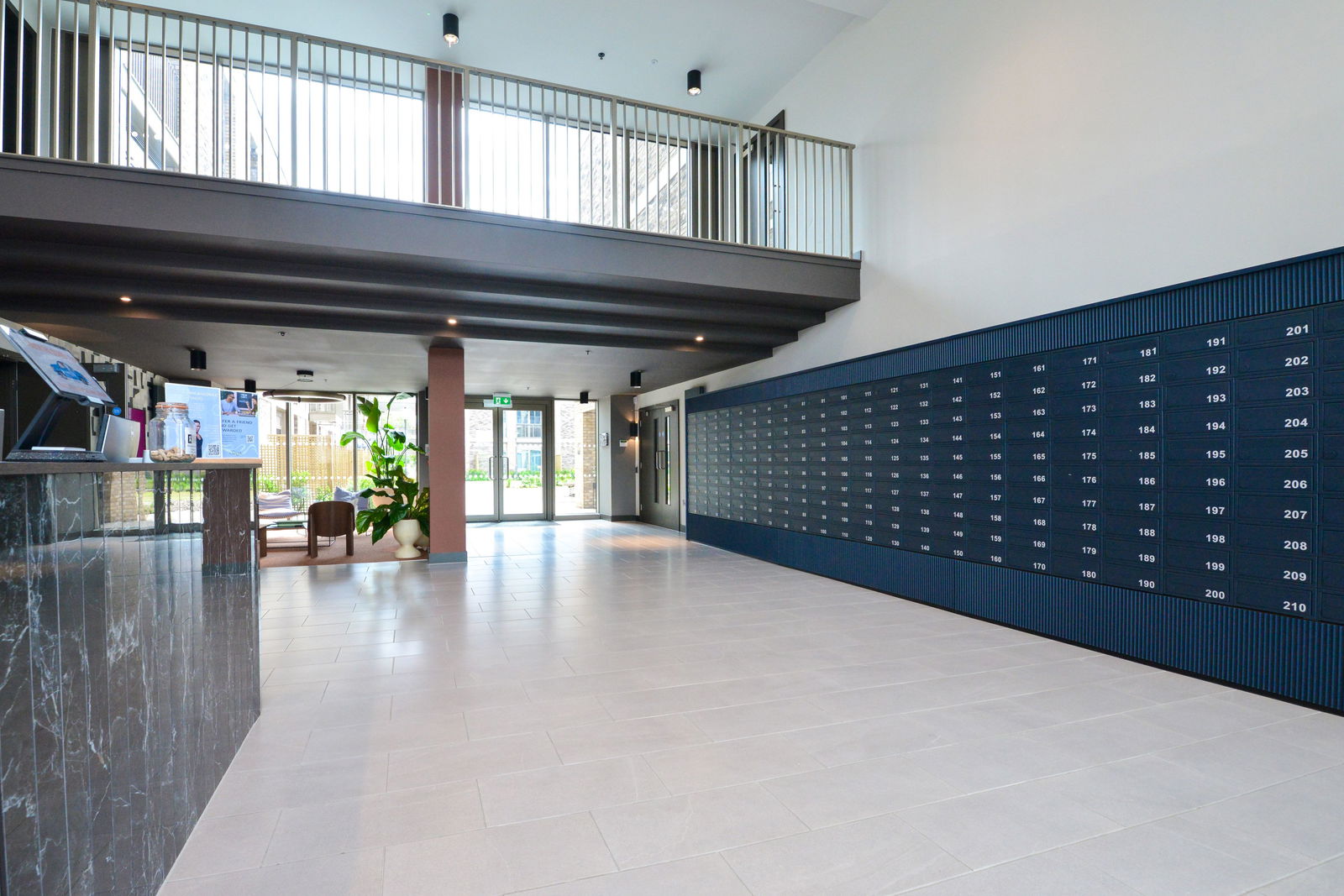 1 bed flat to rent in Randalls Way, Leatherhead  - Property Image 7