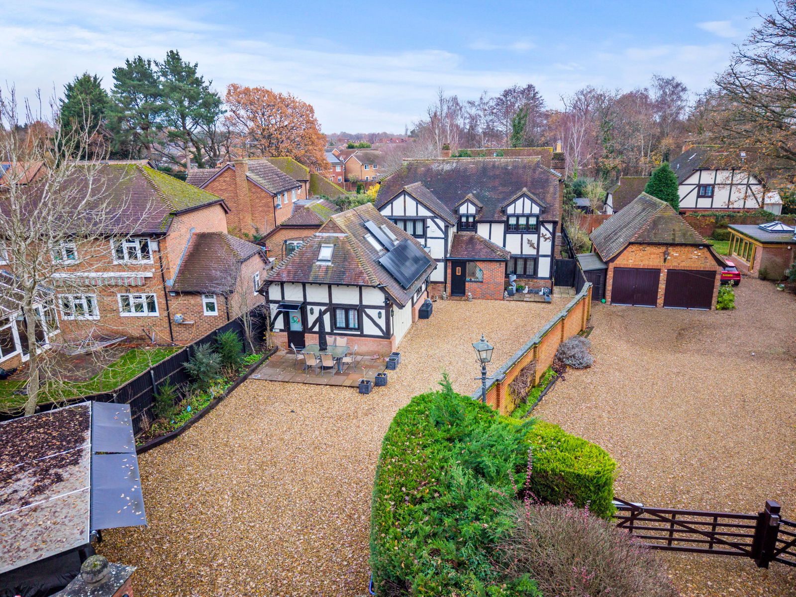 5 bed detached house to rent in Fenns Lane, West End, Woking, GU24  - Property Image 33