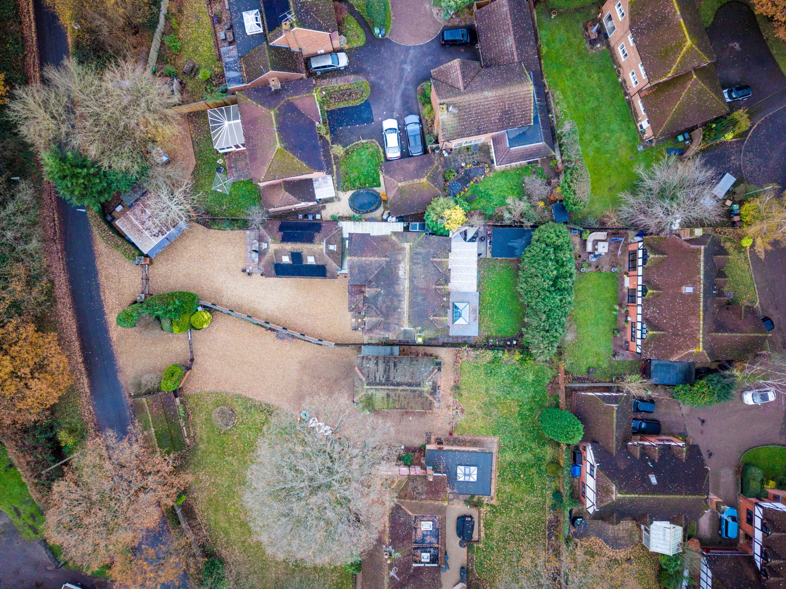 5 bed detached house to rent in Fenns Lane, West End, Woking, GU24  - Property Image 35