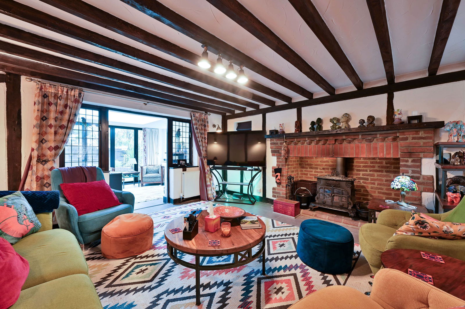 5 bed detached house to rent in Fenns Lane, West End, Woking, GU24  - Property Image 2