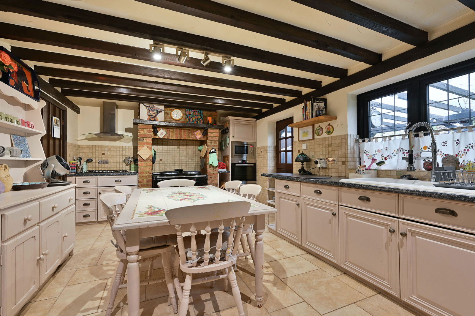 5 bed detached house to rent in Fenns Lane, West End, Woking, GU24  - Property Image 4