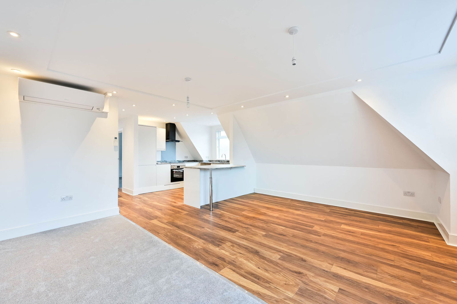 3 bed penthouse to rent in Epsom Road, Epsom, KT17  - Property Image 2