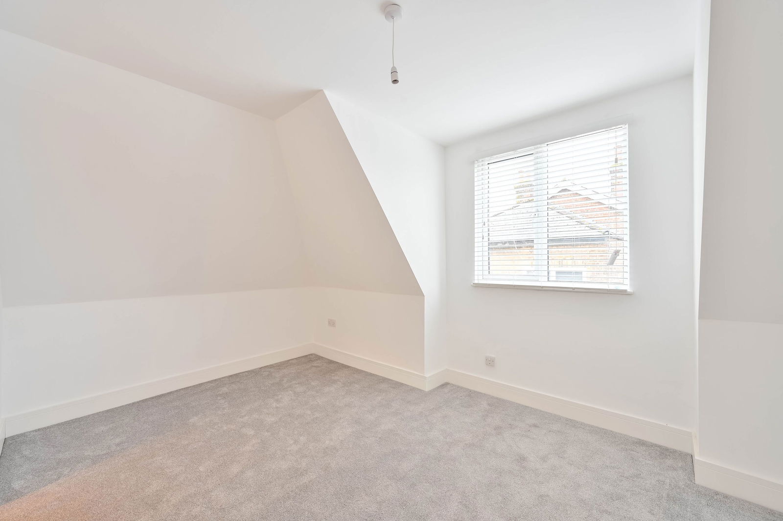 3 bed penthouse to rent in Epsom Road, Epsom, KT17  - Property Image 7