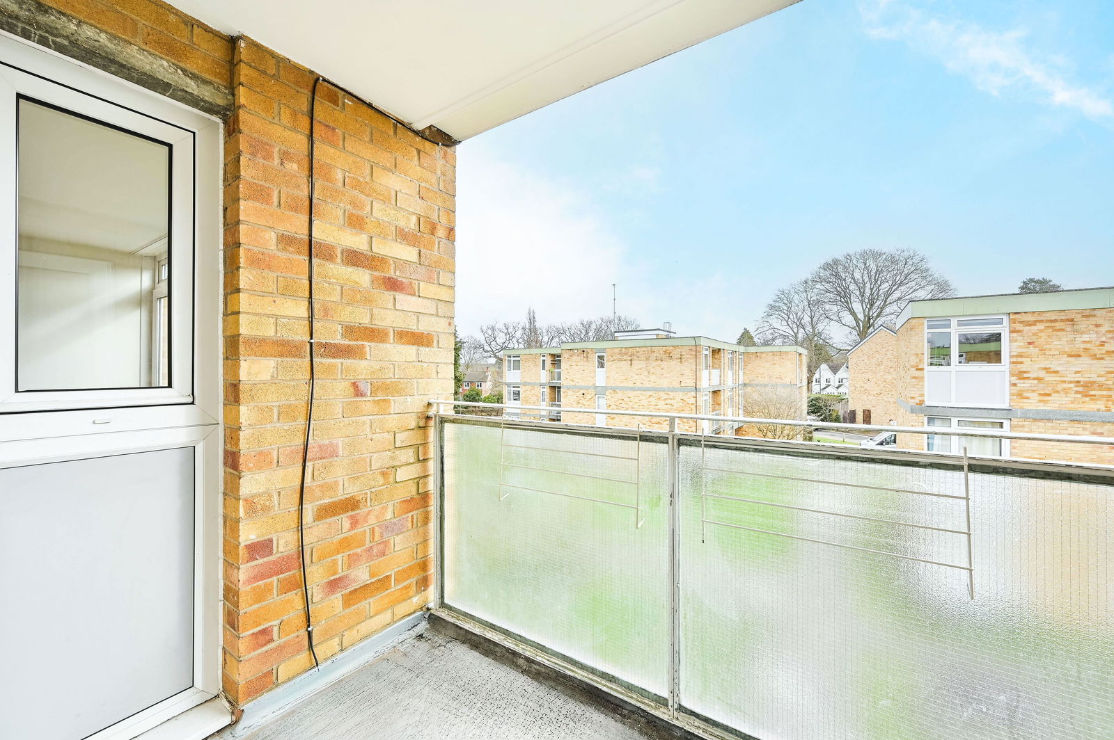 3 bed flat to rent in Chobham Road, Woking, GU21  - Property Image 10