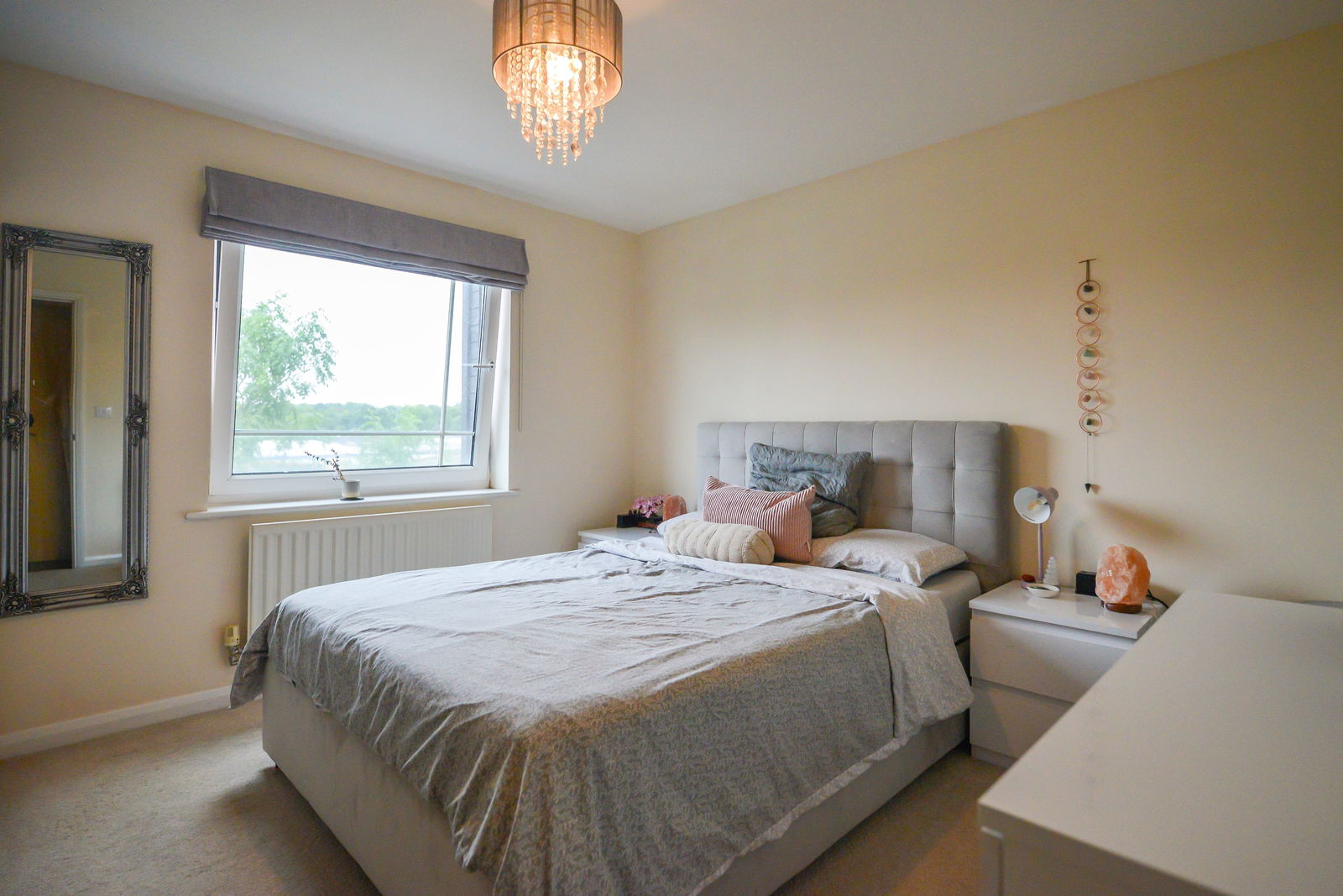 1 bed flat for sale in Buffers Lane, Leatherhead, KT22  - Property Image 6