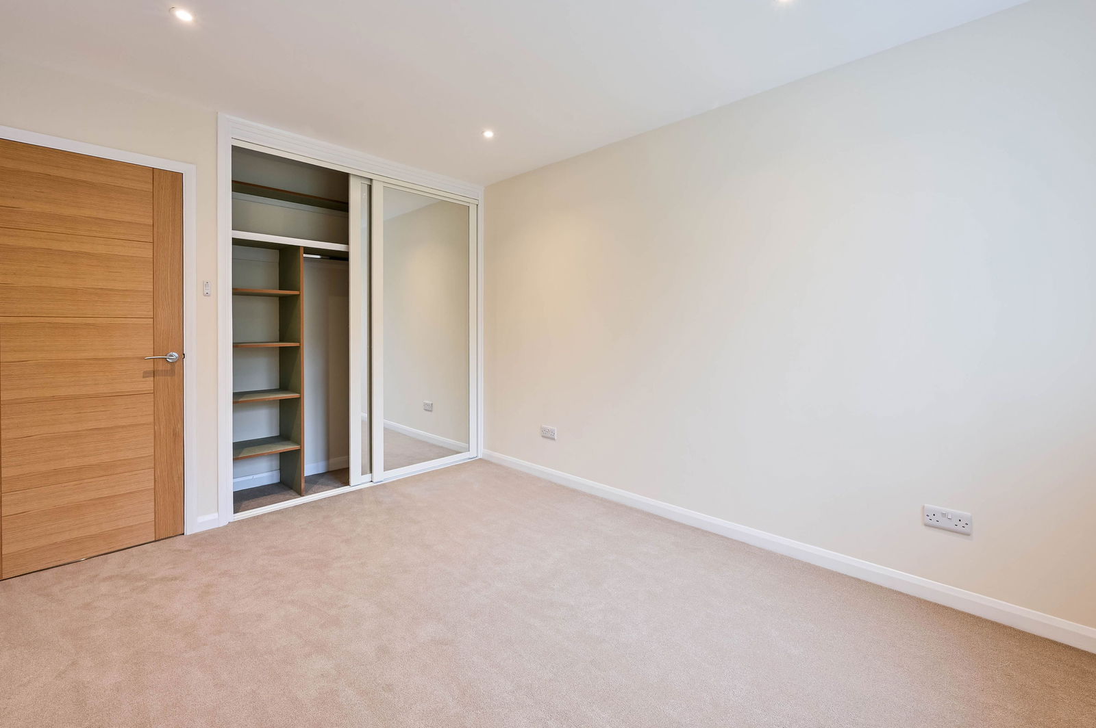 2 bed maisonette to rent in Wych Hill Park, Woking, GU22  - Property Image 7