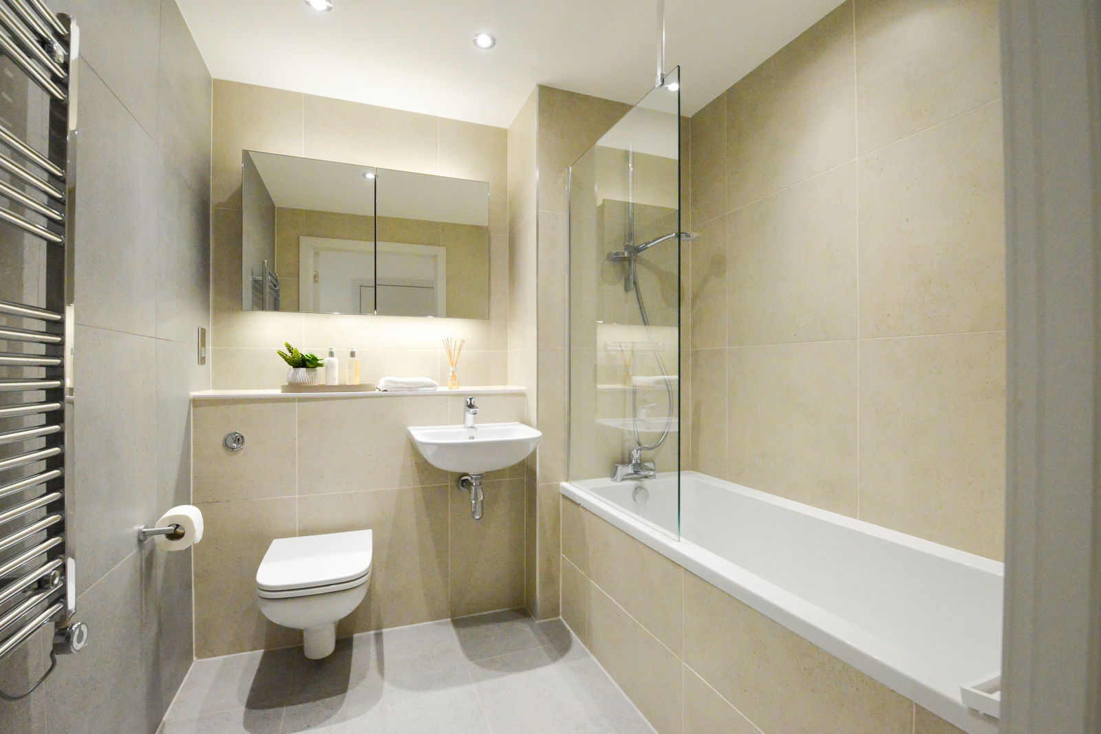 2 bed flat to rent in Randalls Way, Leatherhead, KT22  - Property Image 8