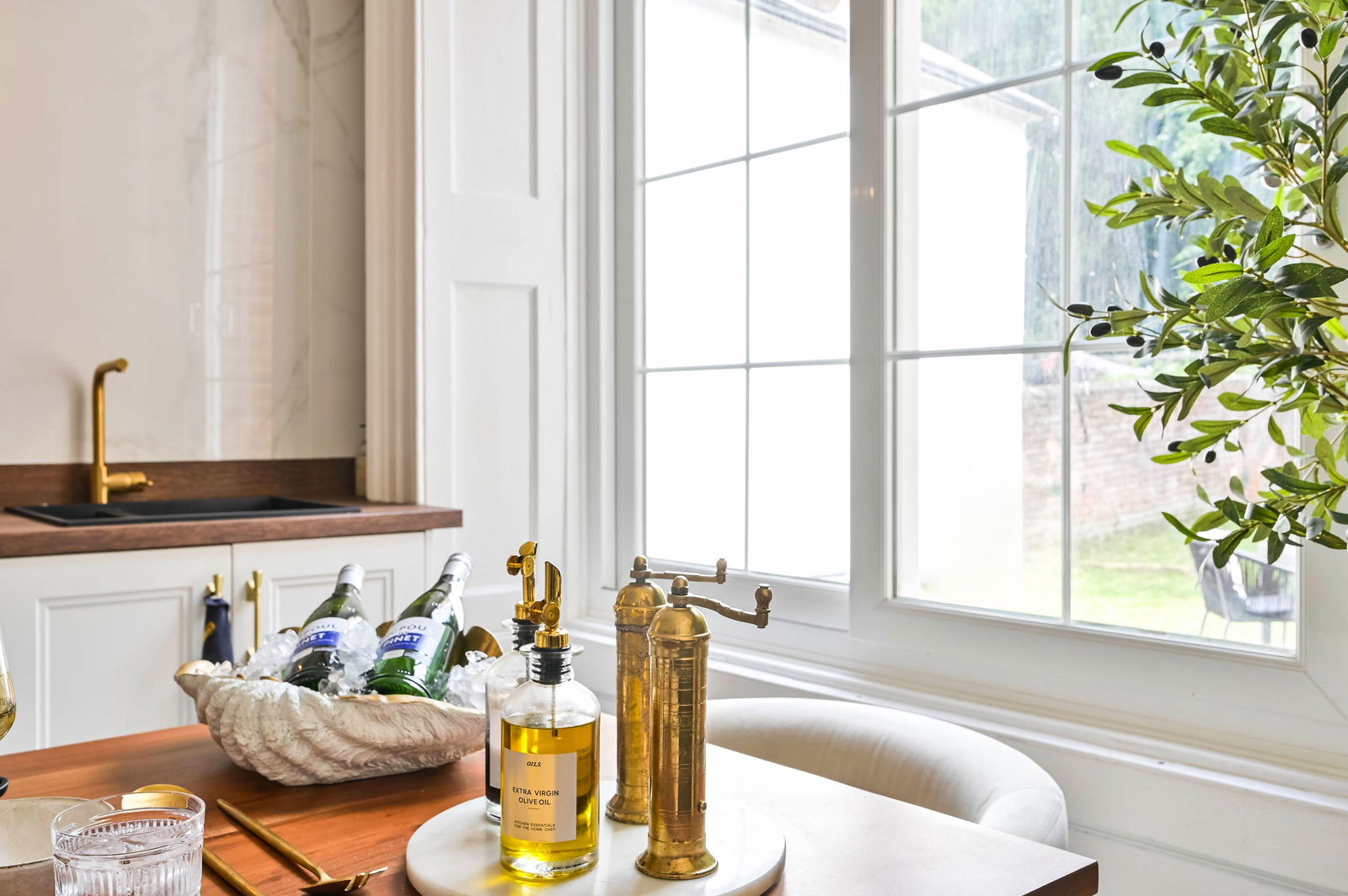 2 bed maisonette for sale in Waterden Road, Guildford  - Property Image 5