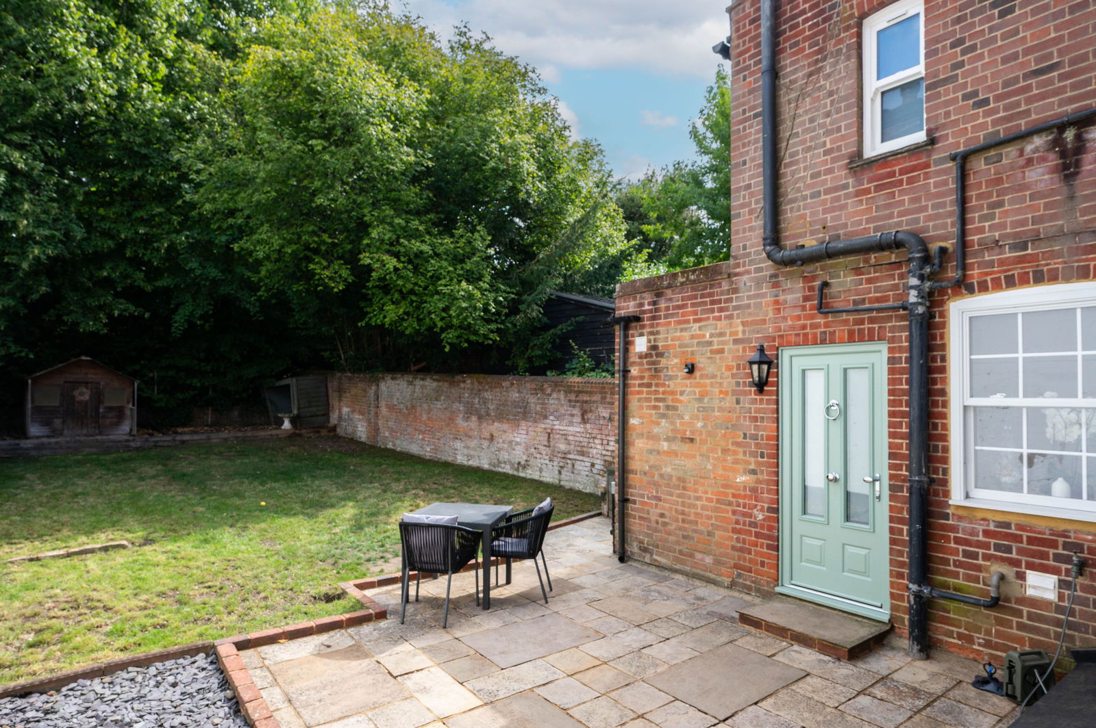 2 bed maisonette for sale in Waterden Road, Guildford 11