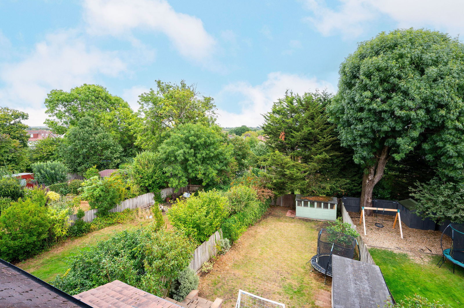 5 bed detached house for sale in Chiltern Drive, Surbiton 8