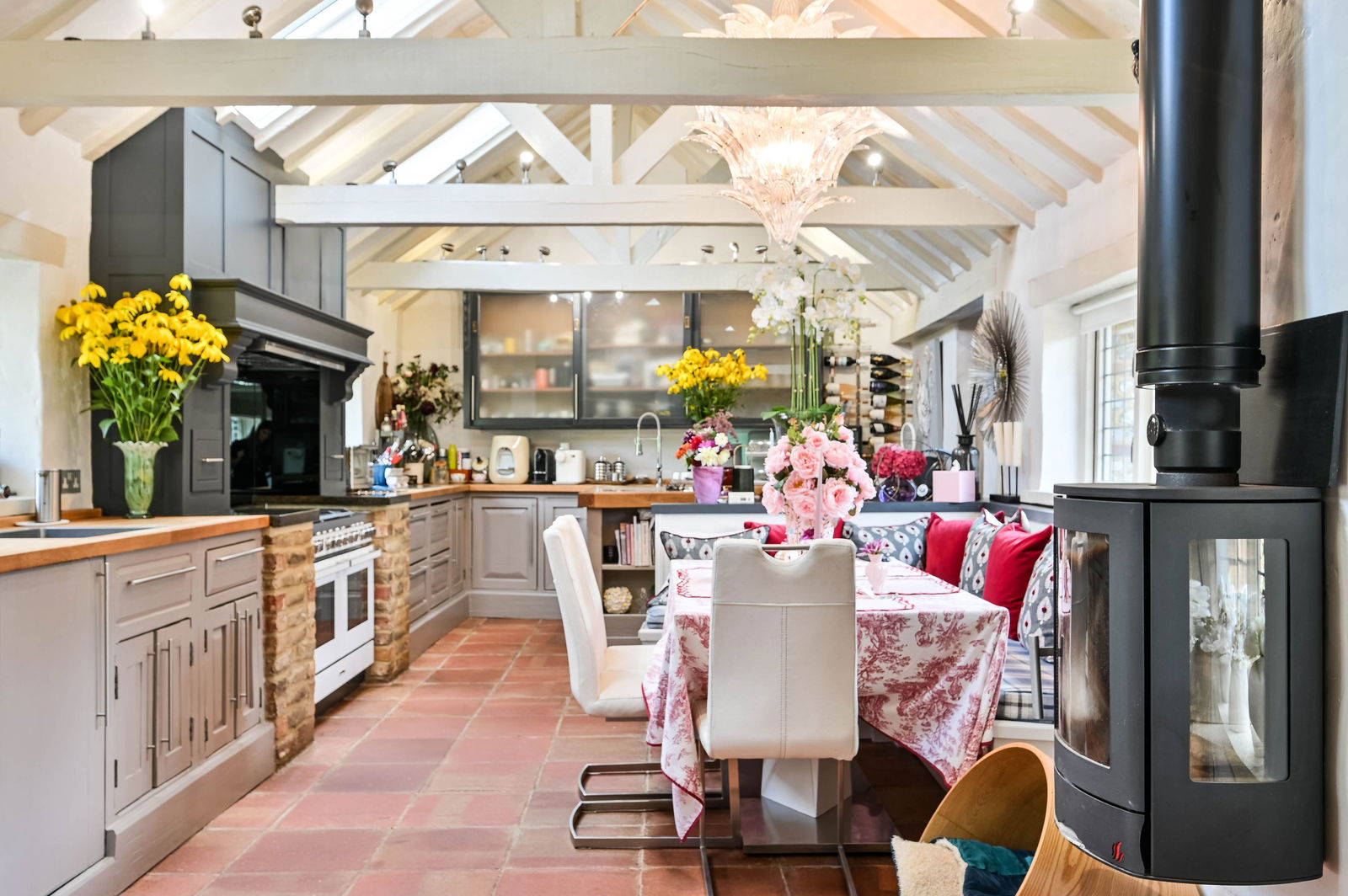 4 bed detached house for sale in The Barn, Monkshatch, Off Down Lane, Guildford, GU3 1DL  - Property Image 27