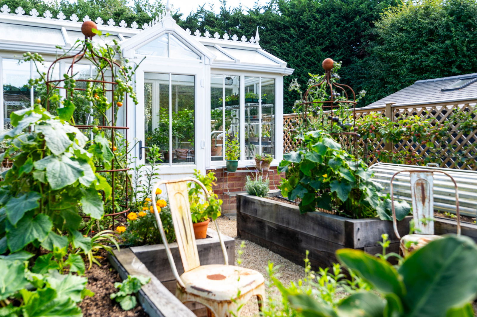 4 bed detached house for sale in The Barn, Monkshatch, Off Down Lane, Guildford, GU3 1DL  - Property Image 41