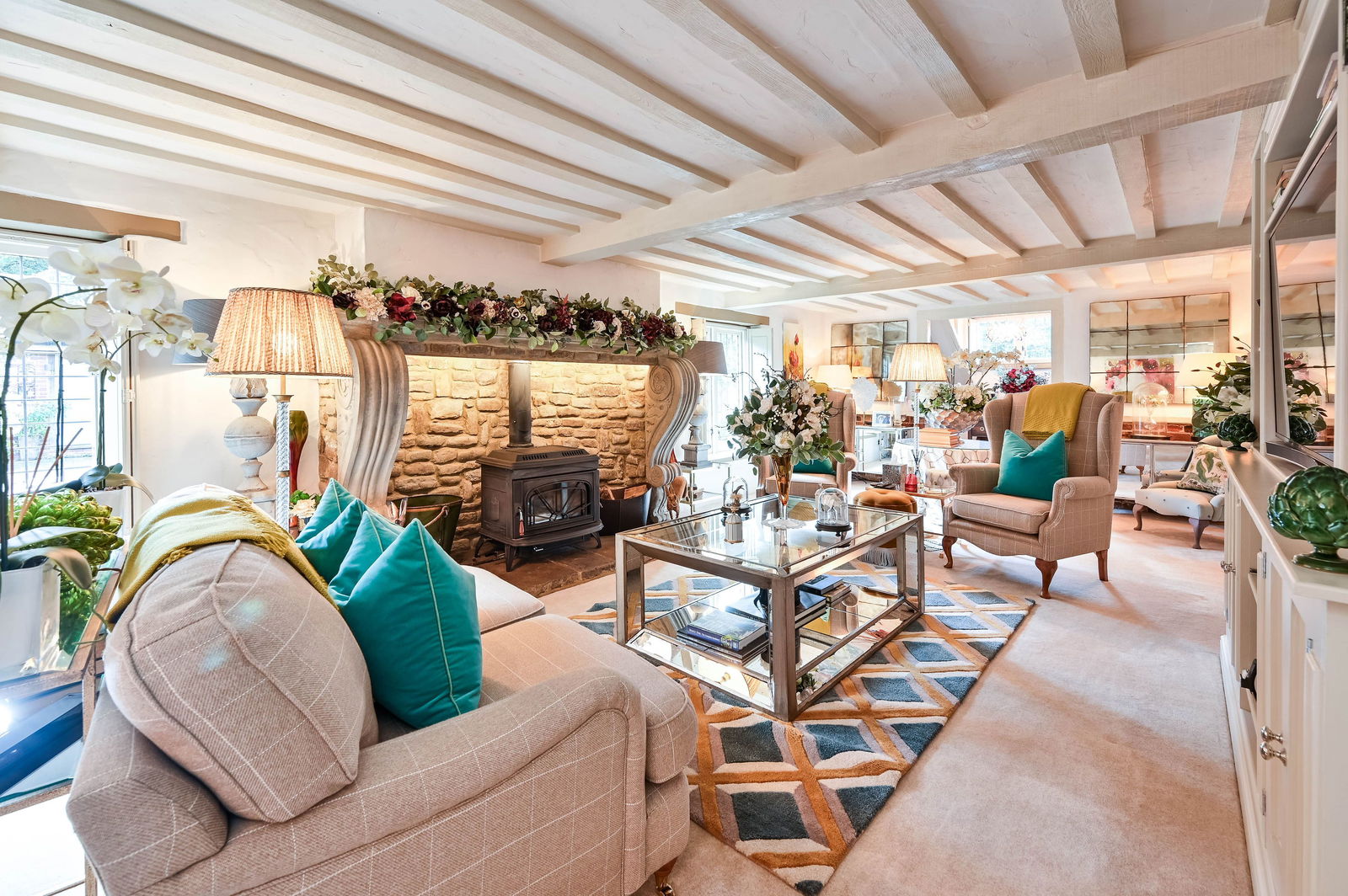 4 bed detached house for sale in The Barn, Monkshatch, Off Down Lane, Guildford, GU3 1DL  - Property Image 39