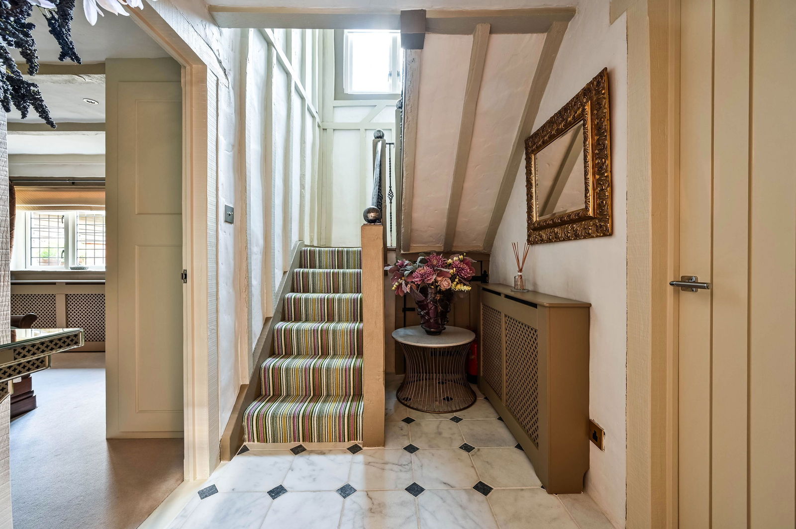 4 bed detached house for sale in The Barn, Monkshatch, Off Down Lane, Guildford, GU3 1DL  - Property Image 42