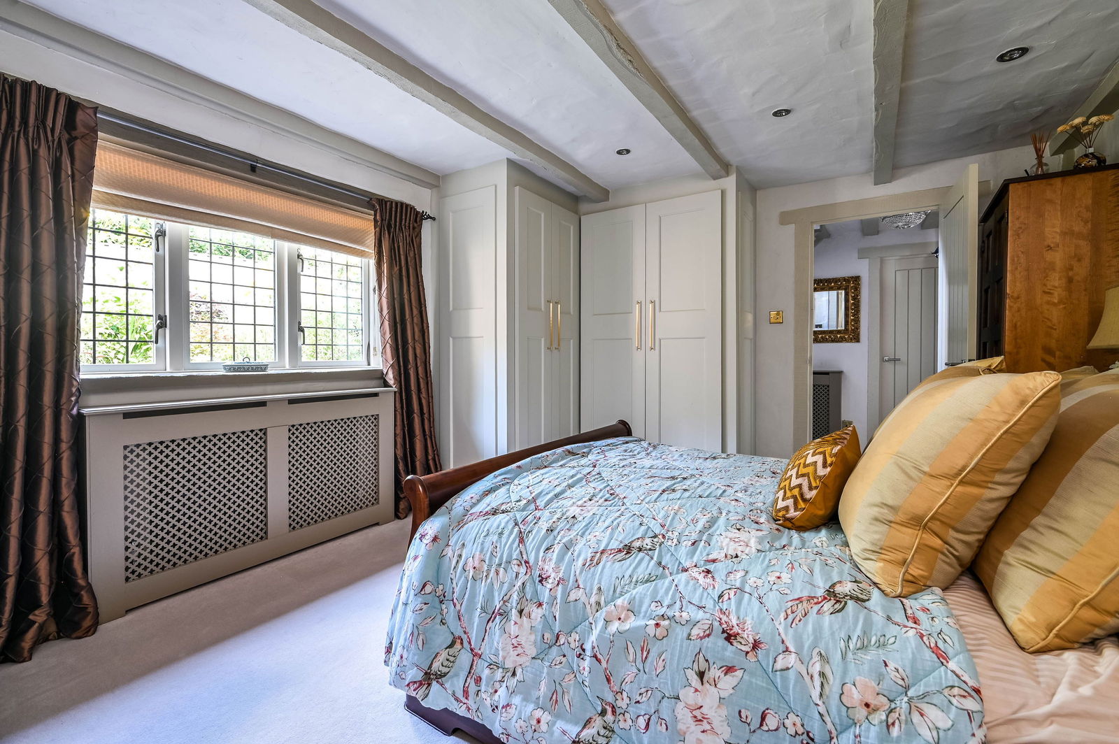 4 bed detached house for sale in The Barn, Monkshatch, Off Down Lane, Guildford, GU3 1DL  - Property Image 43