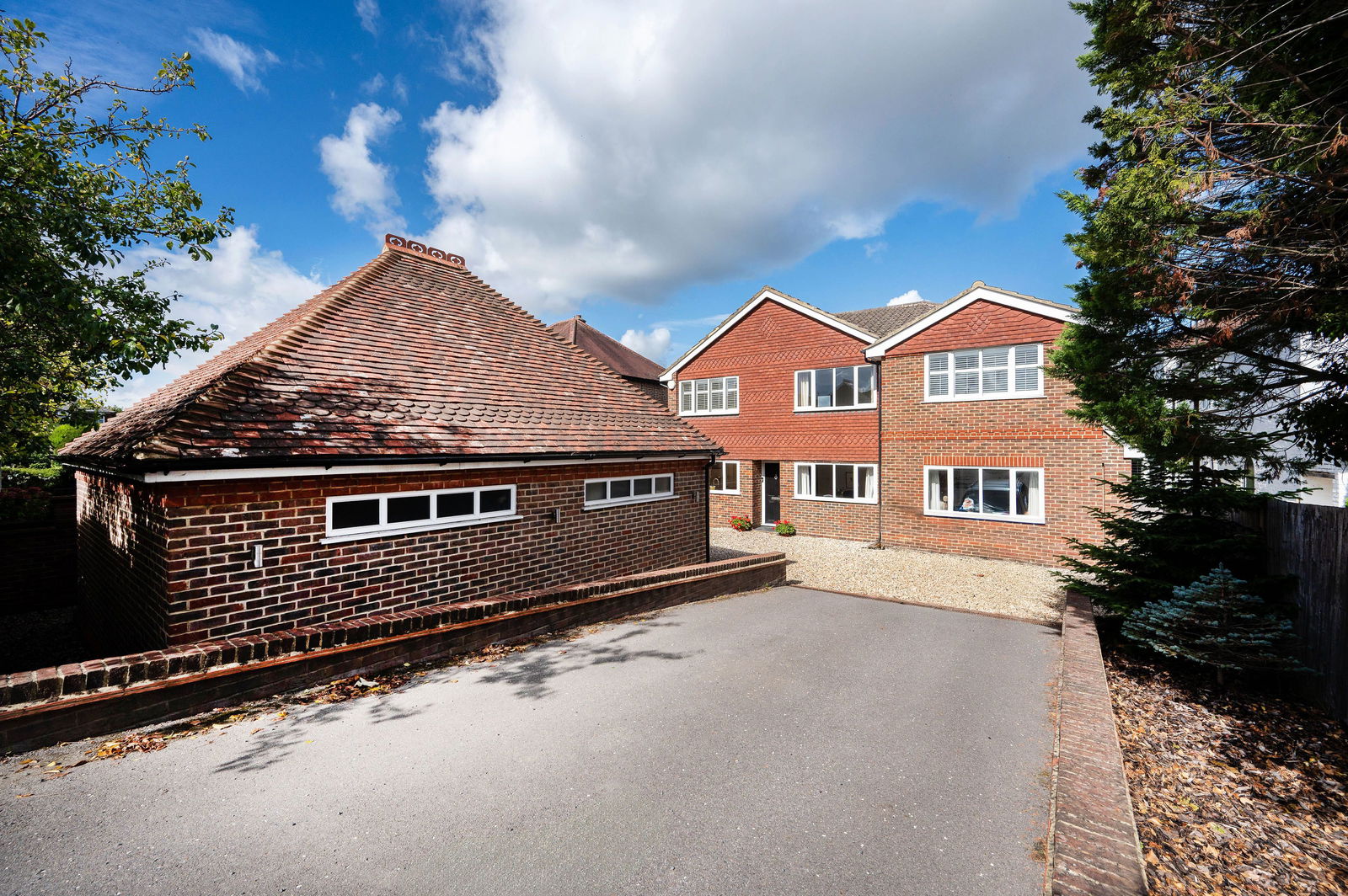 5 bed detached house for sale in Leatherhead Road, Bookham, KT23  - Property Image 1