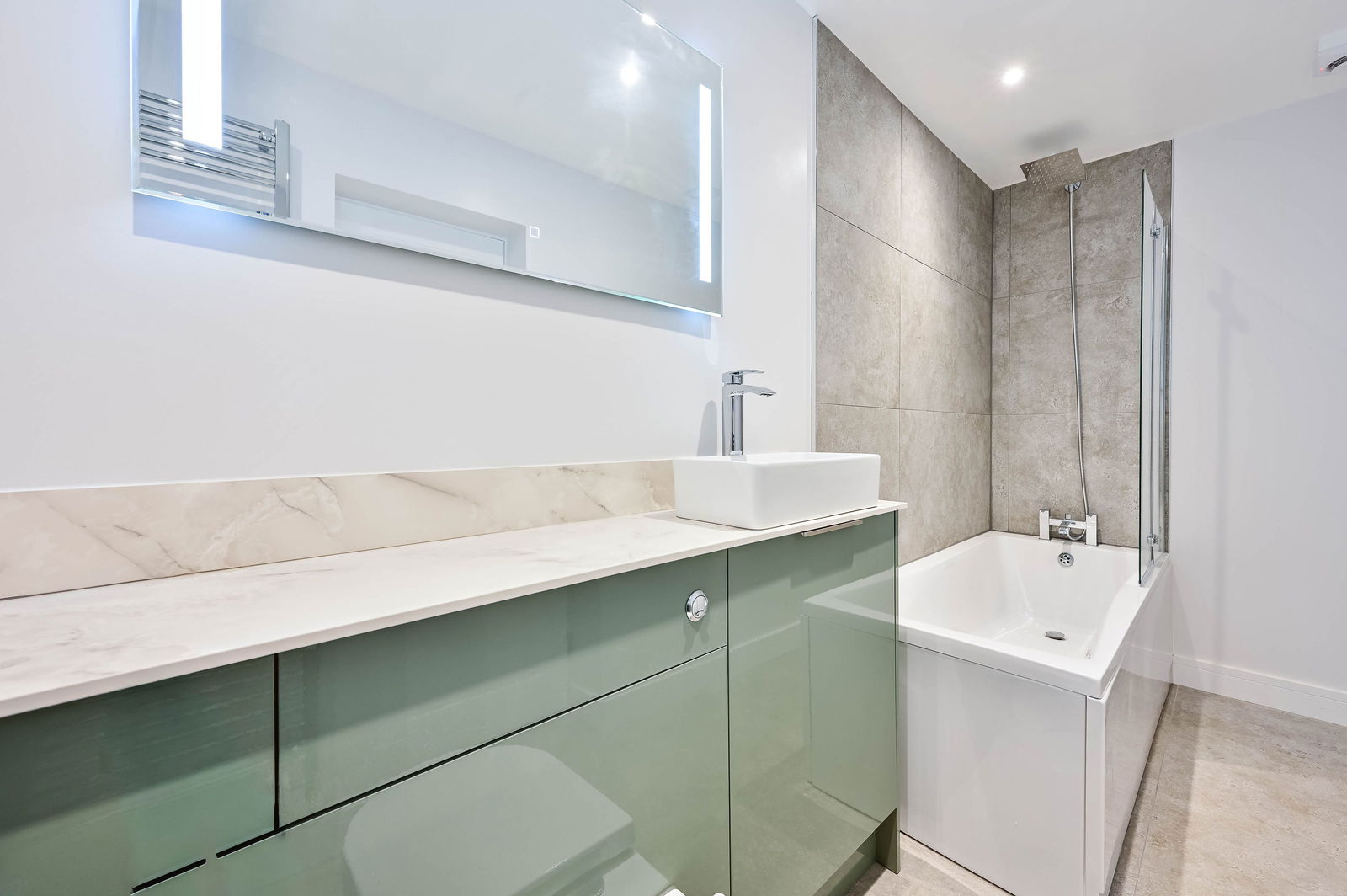 2 bed apartment for sale in Filmer Grove, Godalming, GU7 3AB  - Property Image 8