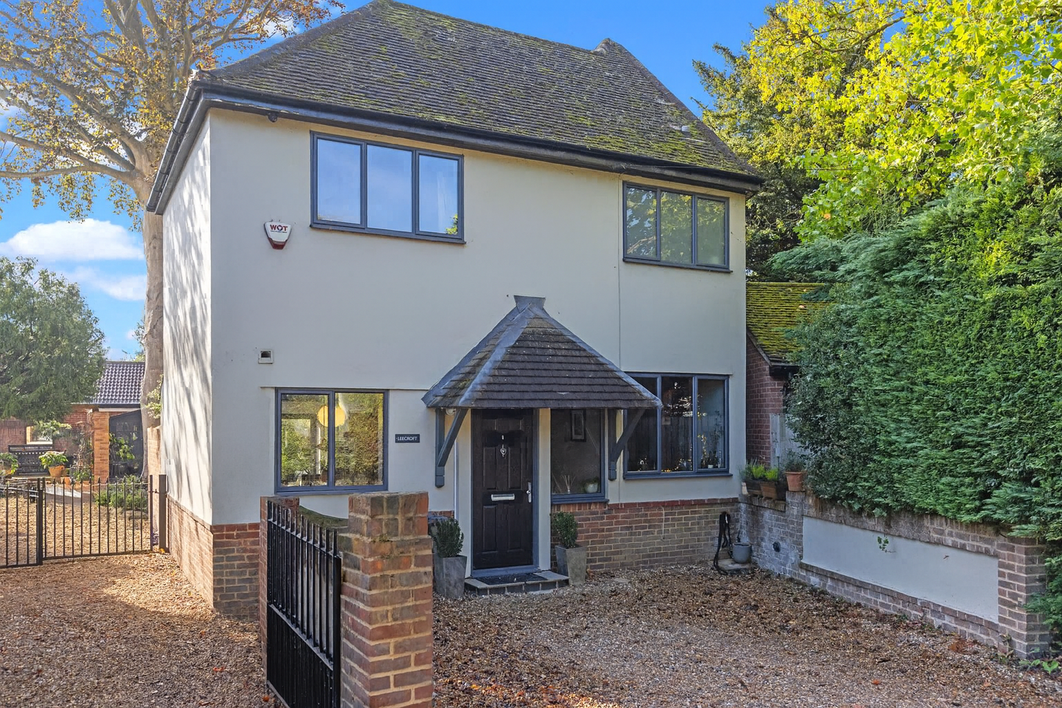 2 bed detached house for sale in Condor Road, Staines-upon-thames - Property Image 1