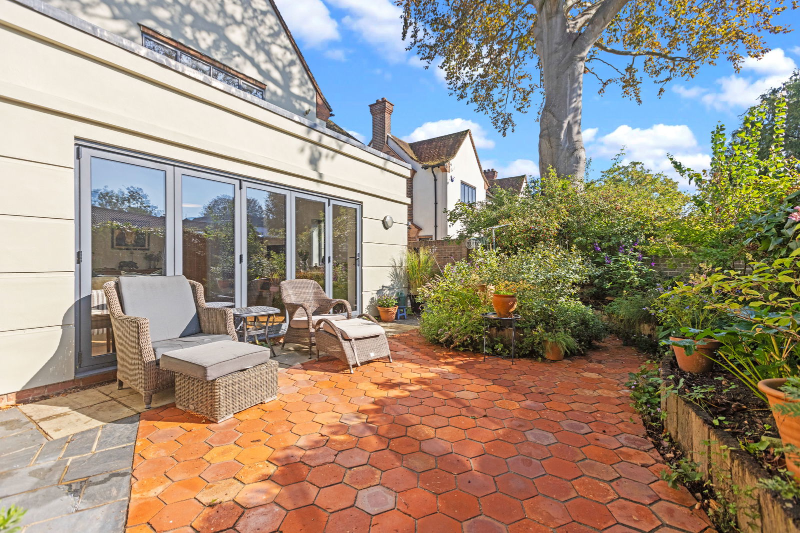 2 bed detached house for sale in Condor Road, Staines-upon-thames  - Property Image 2