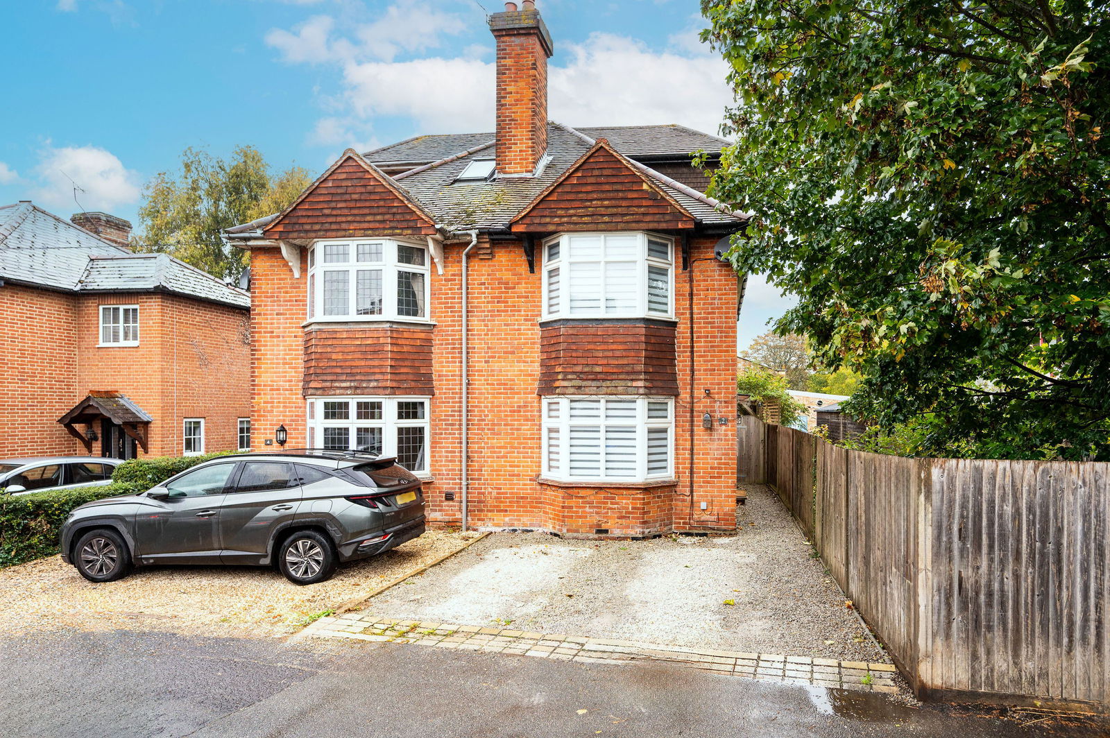 4 bed semi-detached house for sale in Warwick Lane, Woking  - Property Image 1