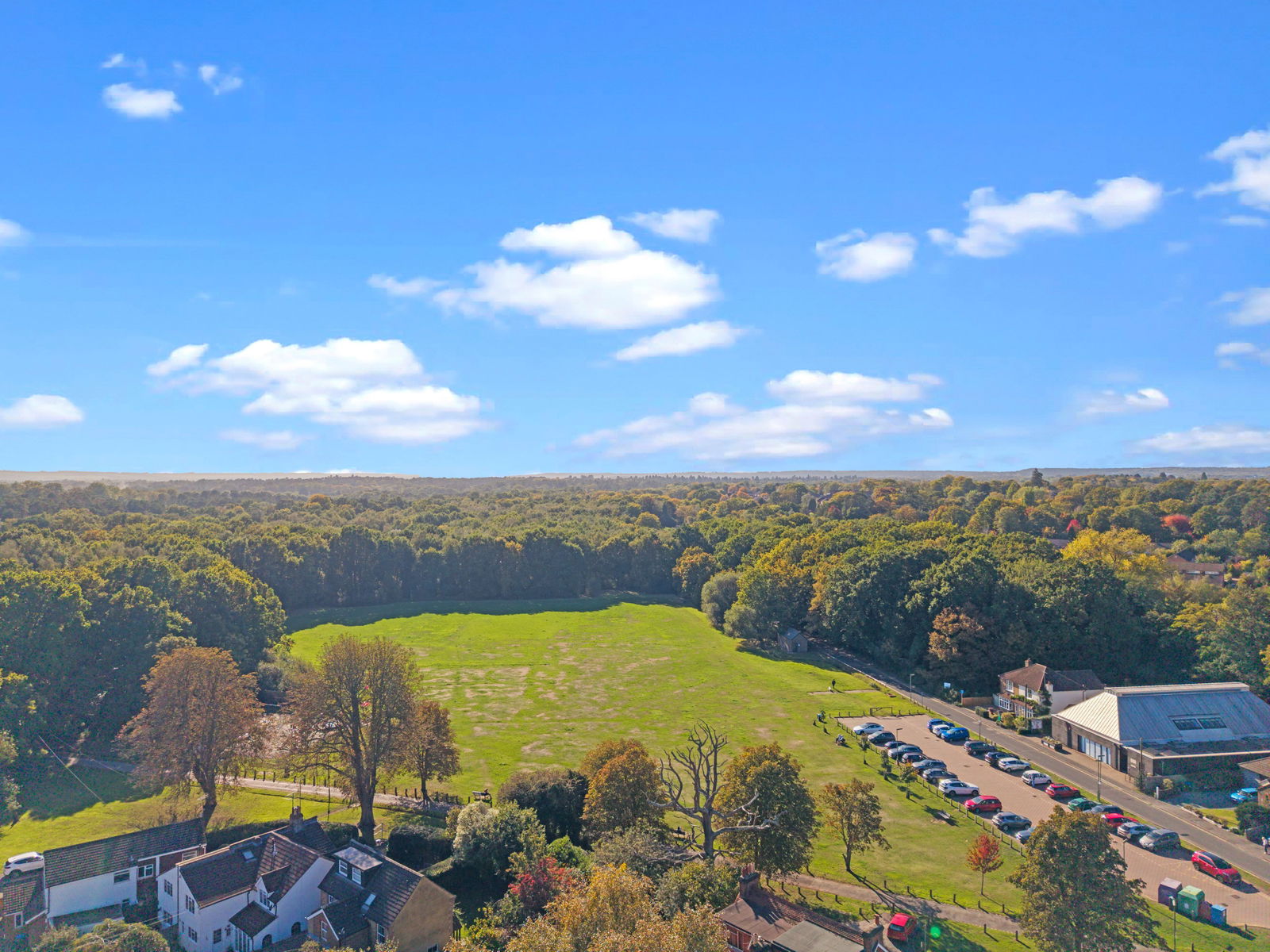 4 bed semi-detached house for sale in Warwick Lane, Woking  - Property Image 19